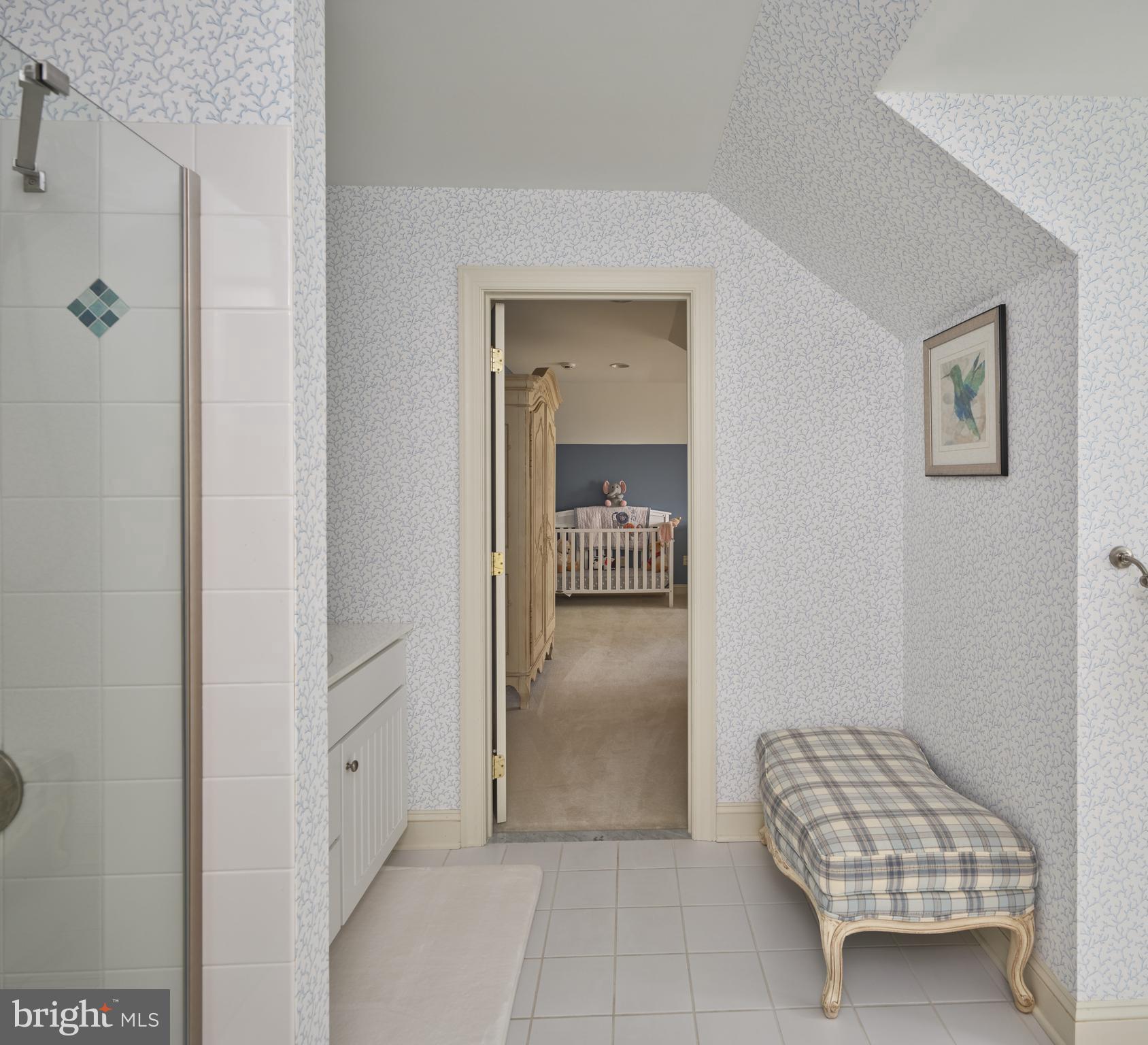 LAUREL BROOK - Residential