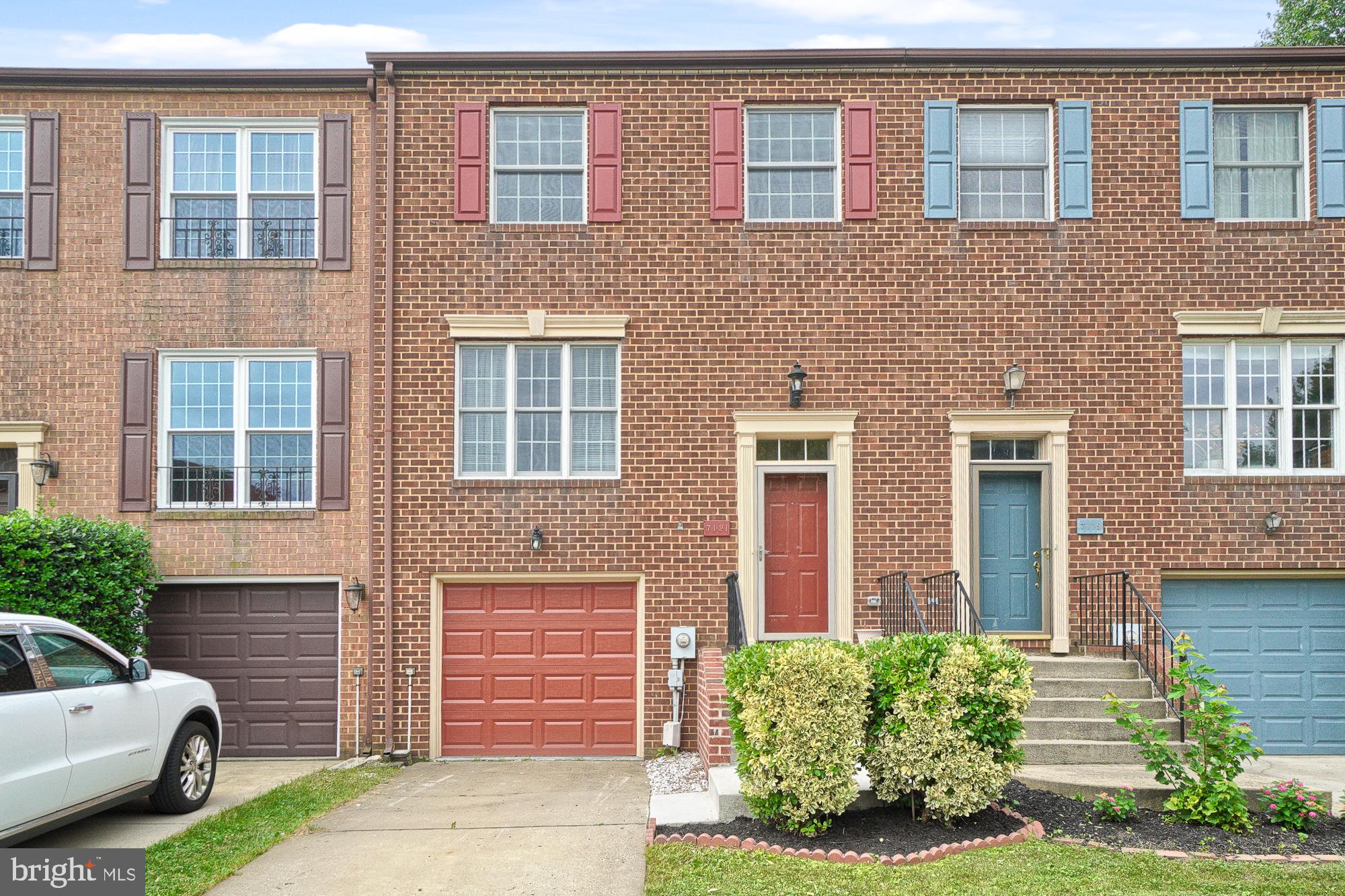 Photo 1 of 38 — 7121 BRADSHAW COURT E, FREDERICK, MD 21703