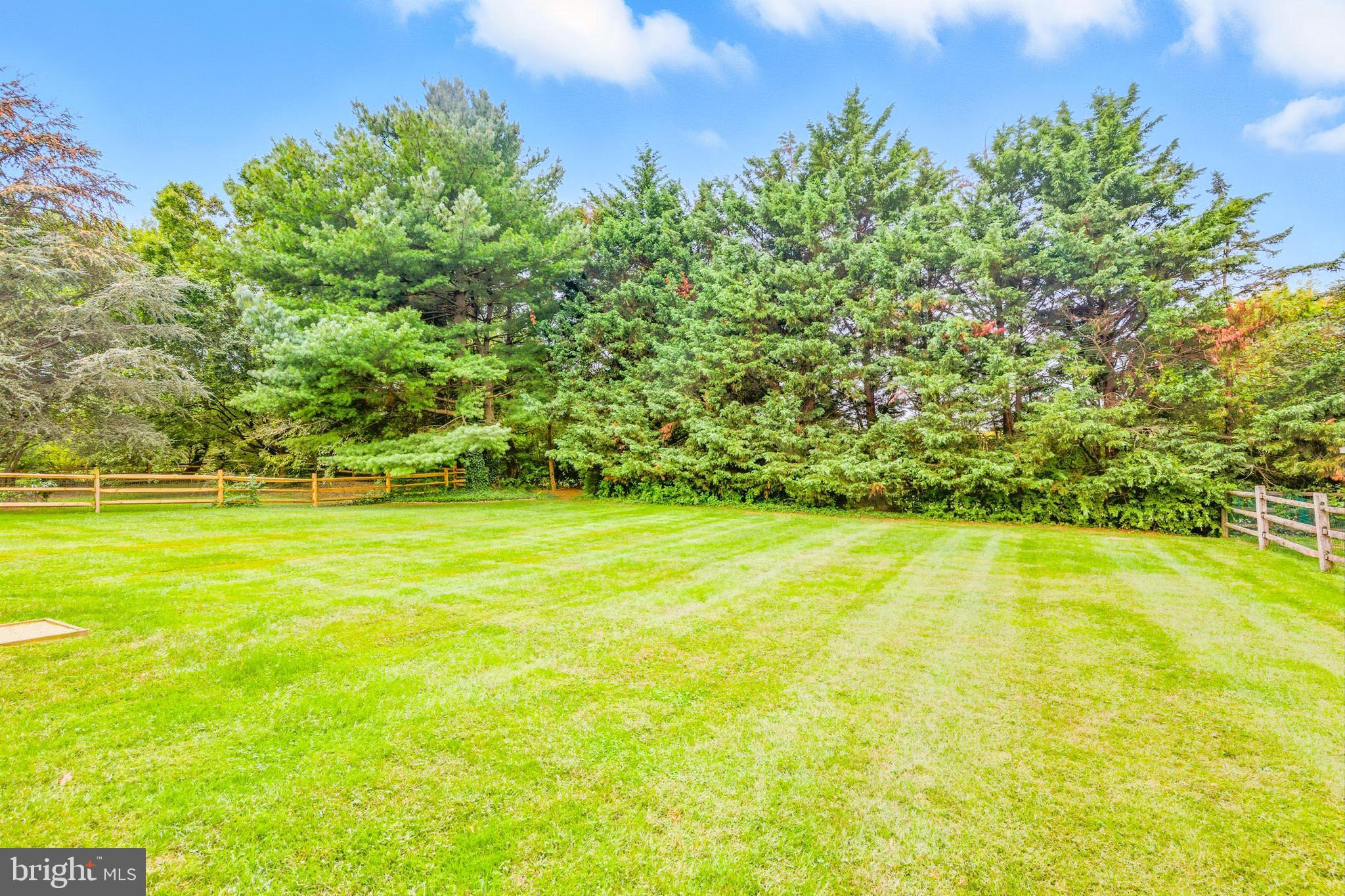 BROOKSIDE ESTATES - Residential