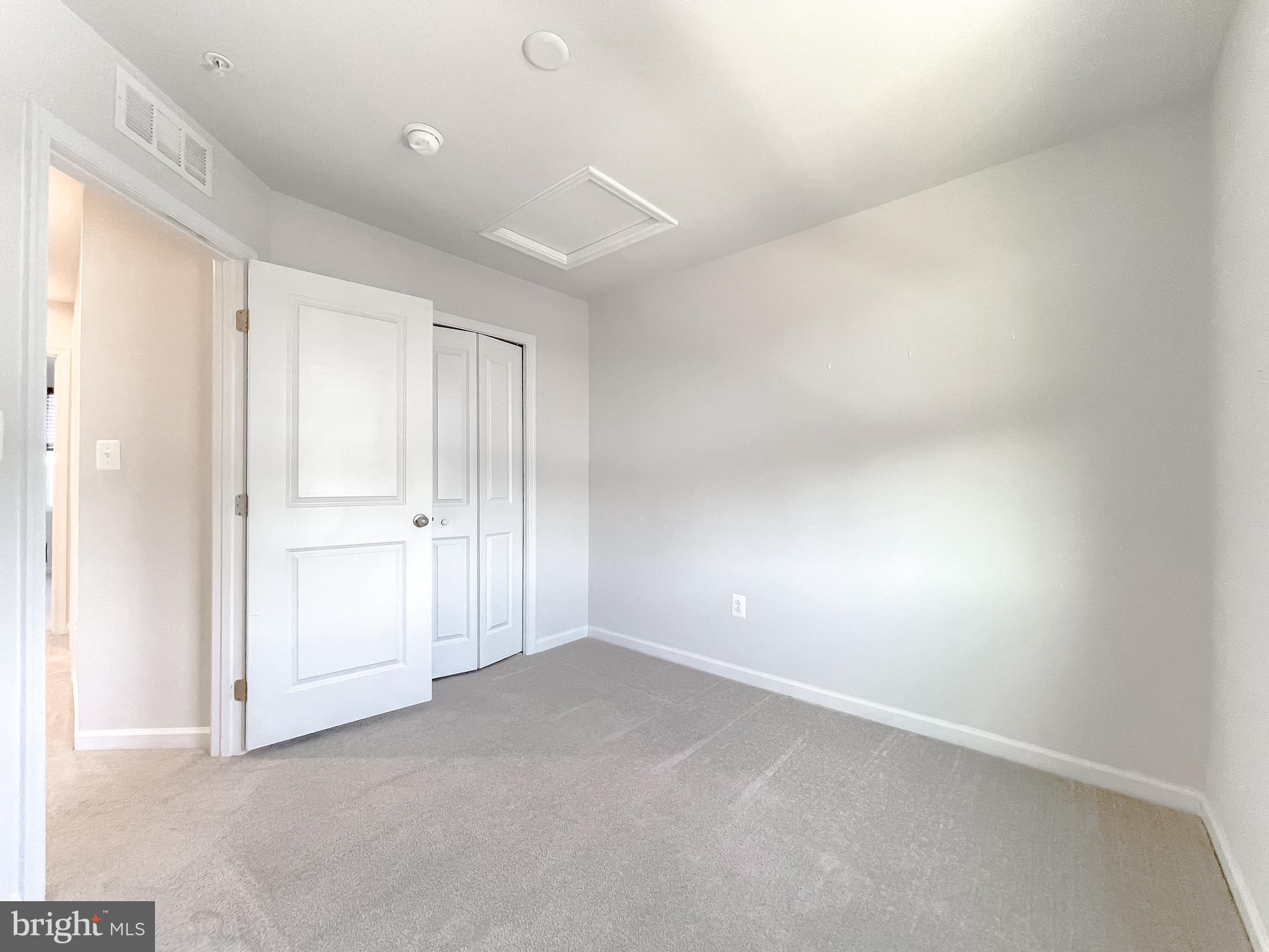 WILLOWGATE - Residential