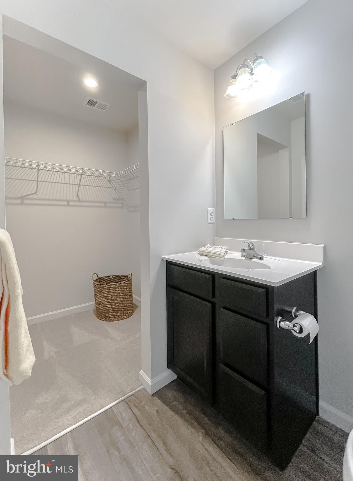 WILLOWGATE - Residential