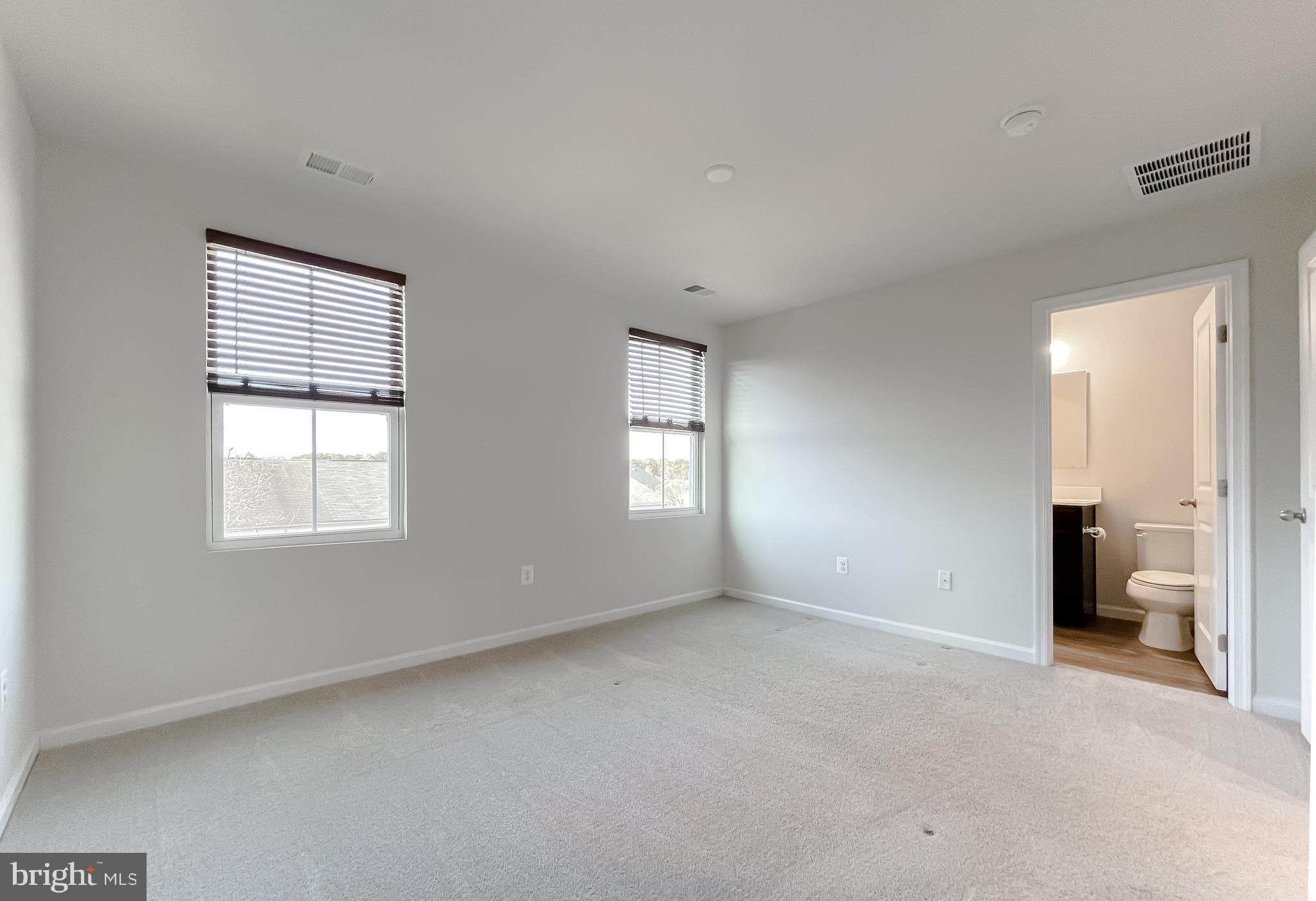 WILLOWGATE - Residential