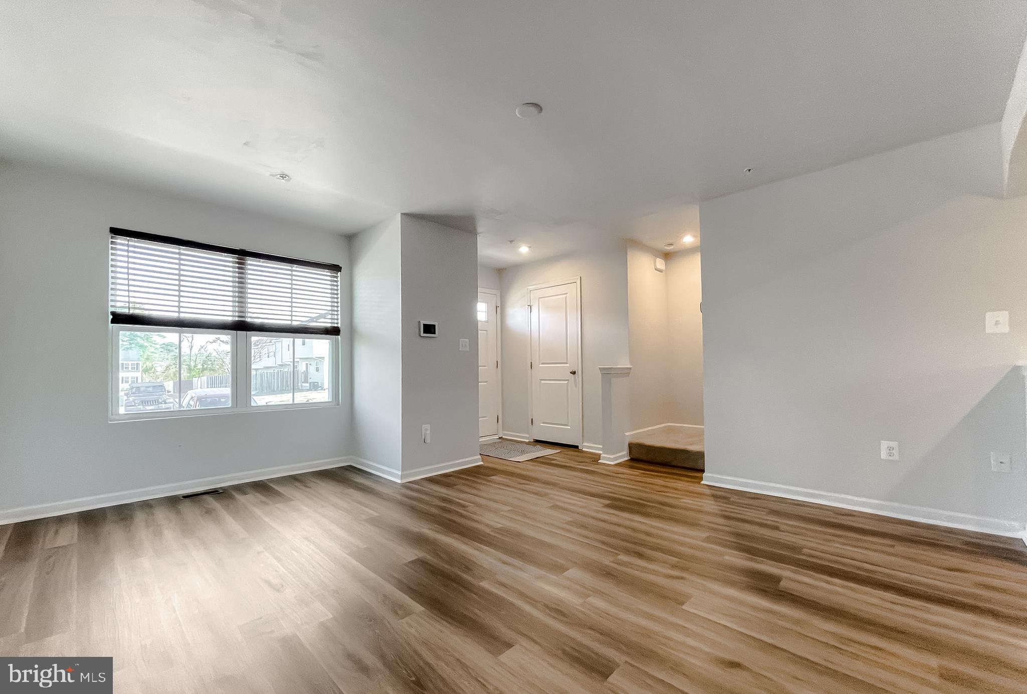 WILLOWGATE - Residential