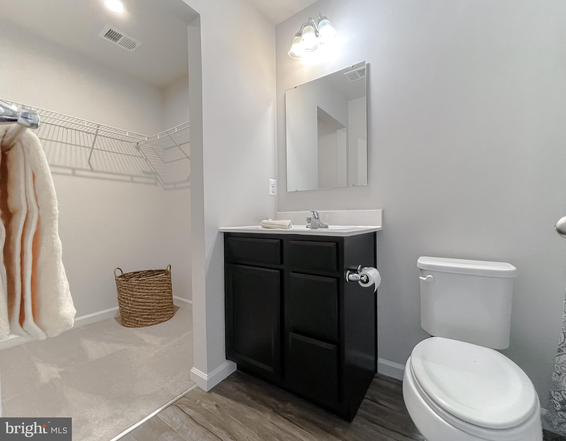 WILLOWGATE - Residential