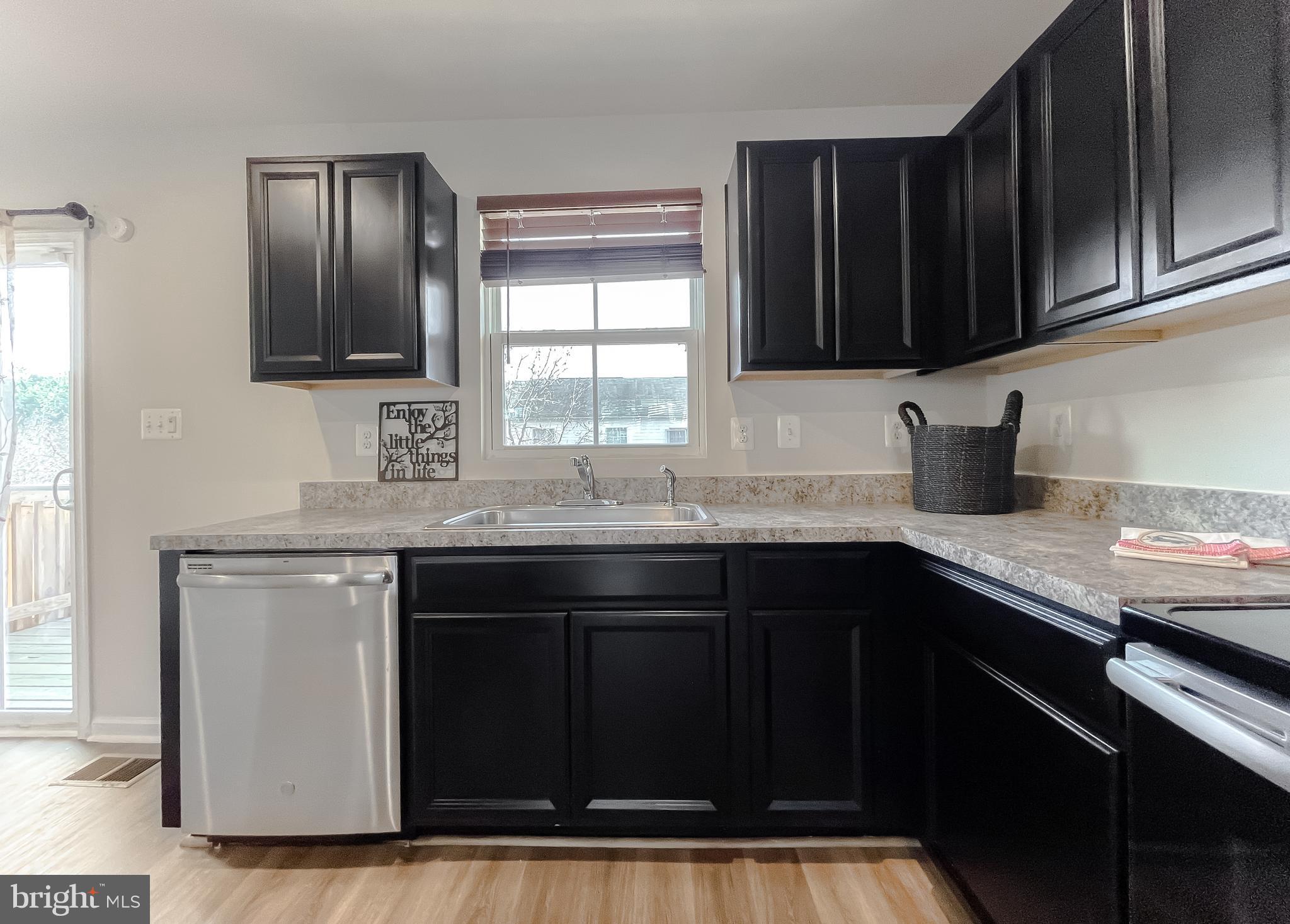 WILLOWGATE - Residential