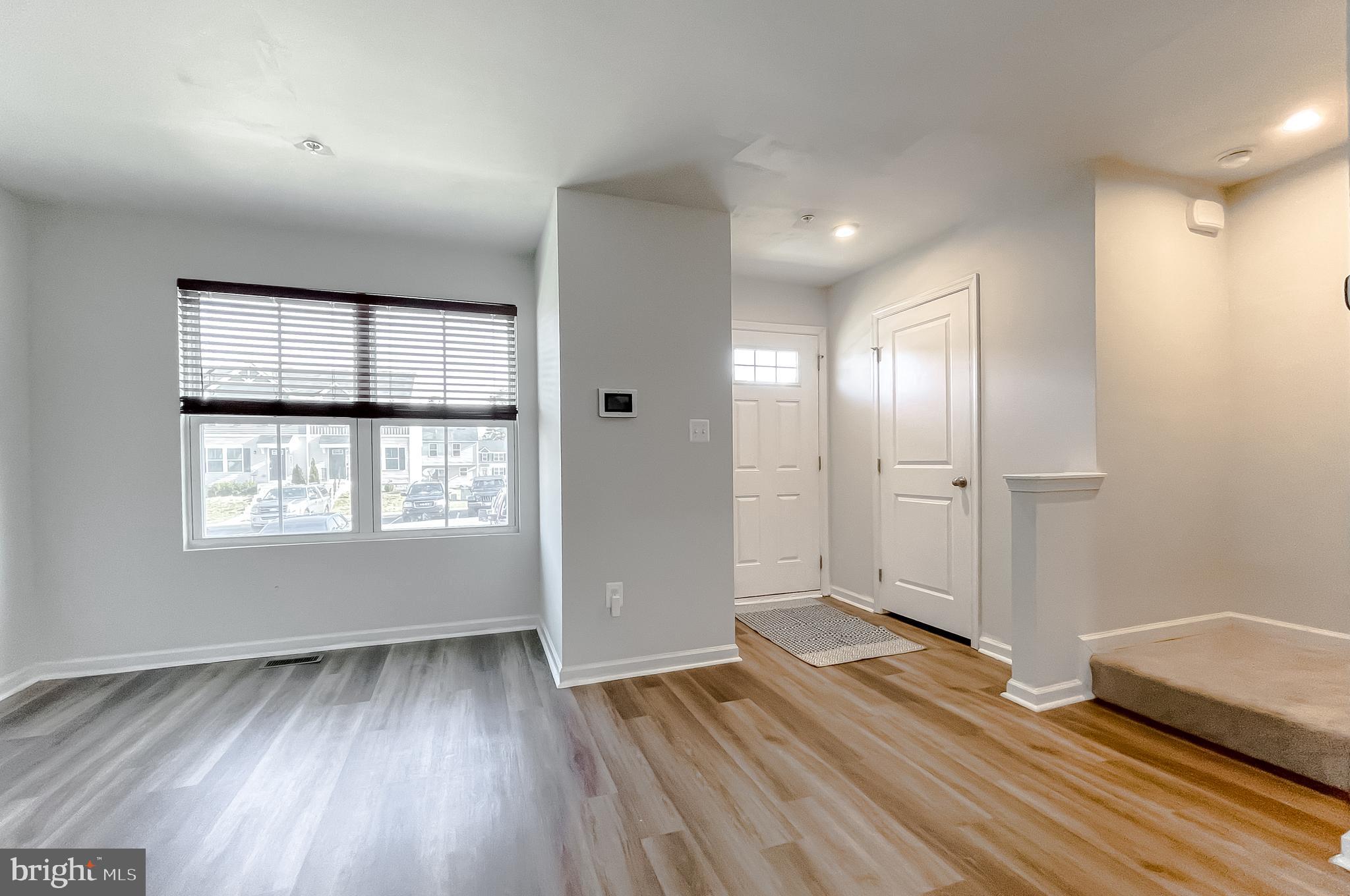 WILLOWGATE - Residential