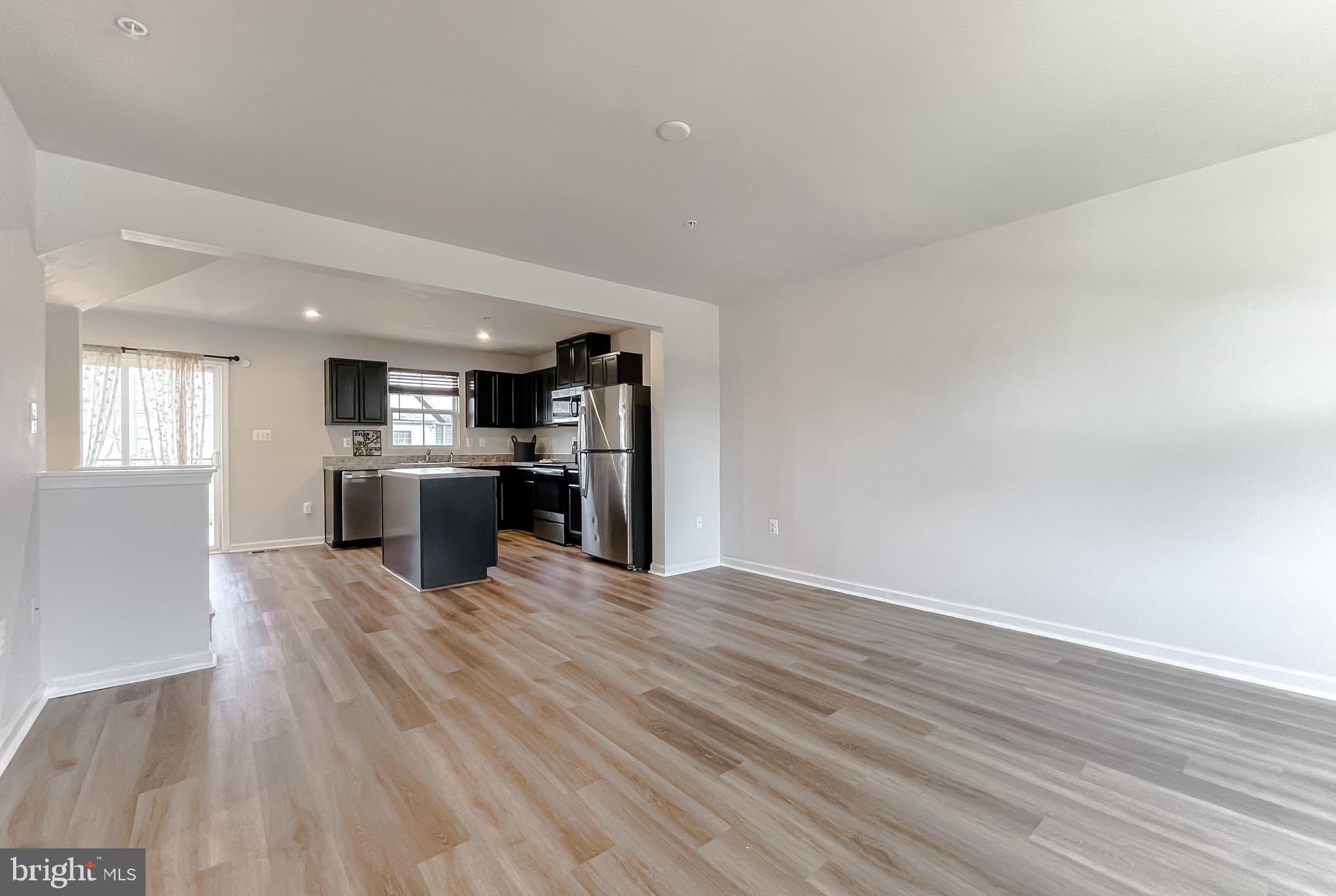 WILLOWGATE - Residential