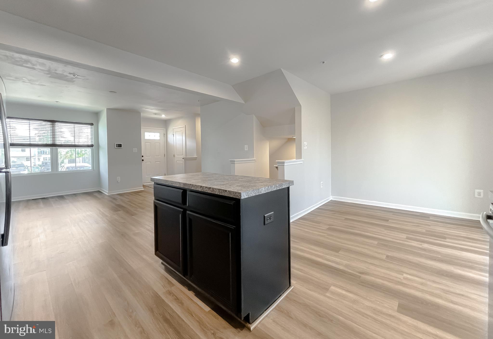 WILLOWGATE - Residential