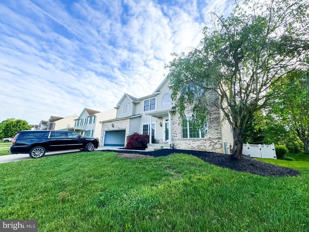 WEST VALLEY OAKS - Residential