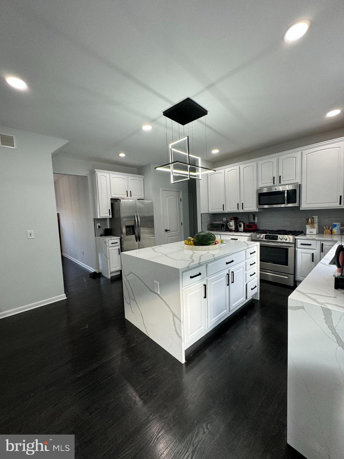 WEST VALLEY OAKS - Residential