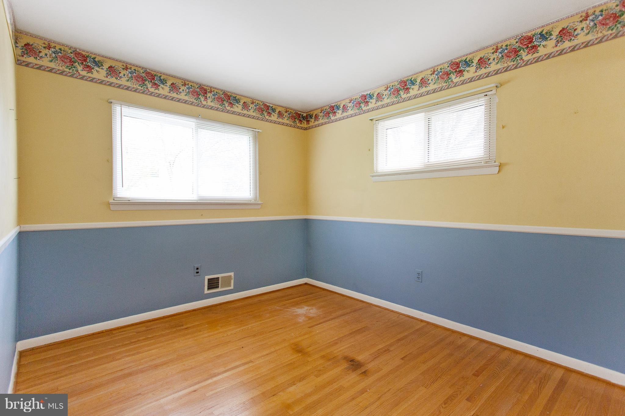 MCCAHILL ESTATES-PLAT 1> - Residential