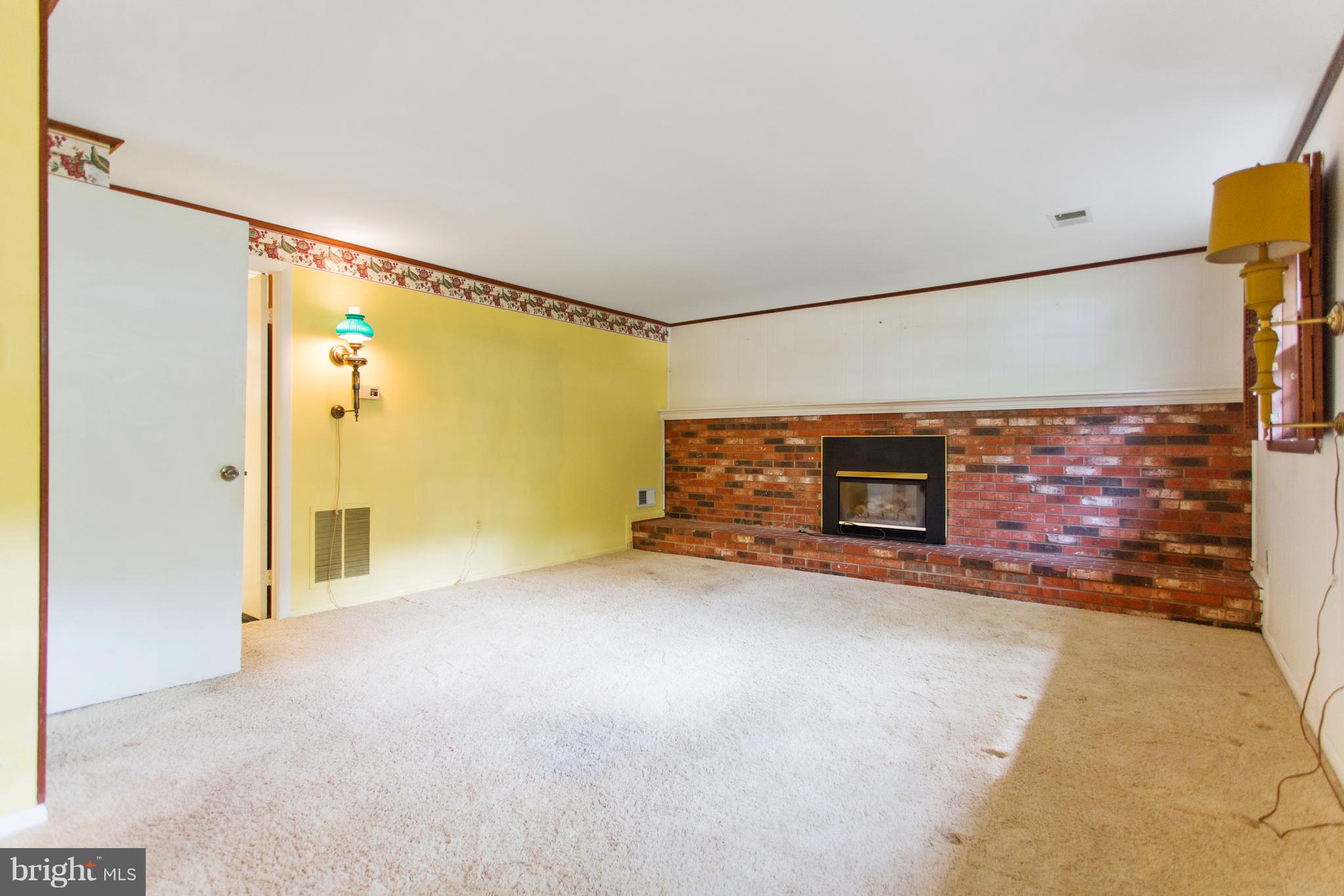 MCCAHILL ESTATES-PLAT 1> - Residential