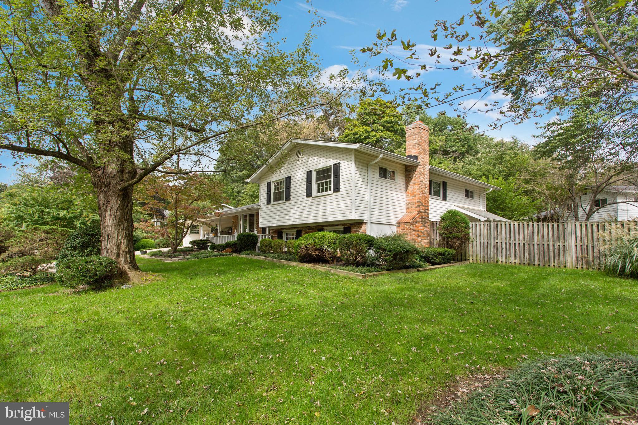 MCCAHILL ESTATES-PLAT 1> - Residential