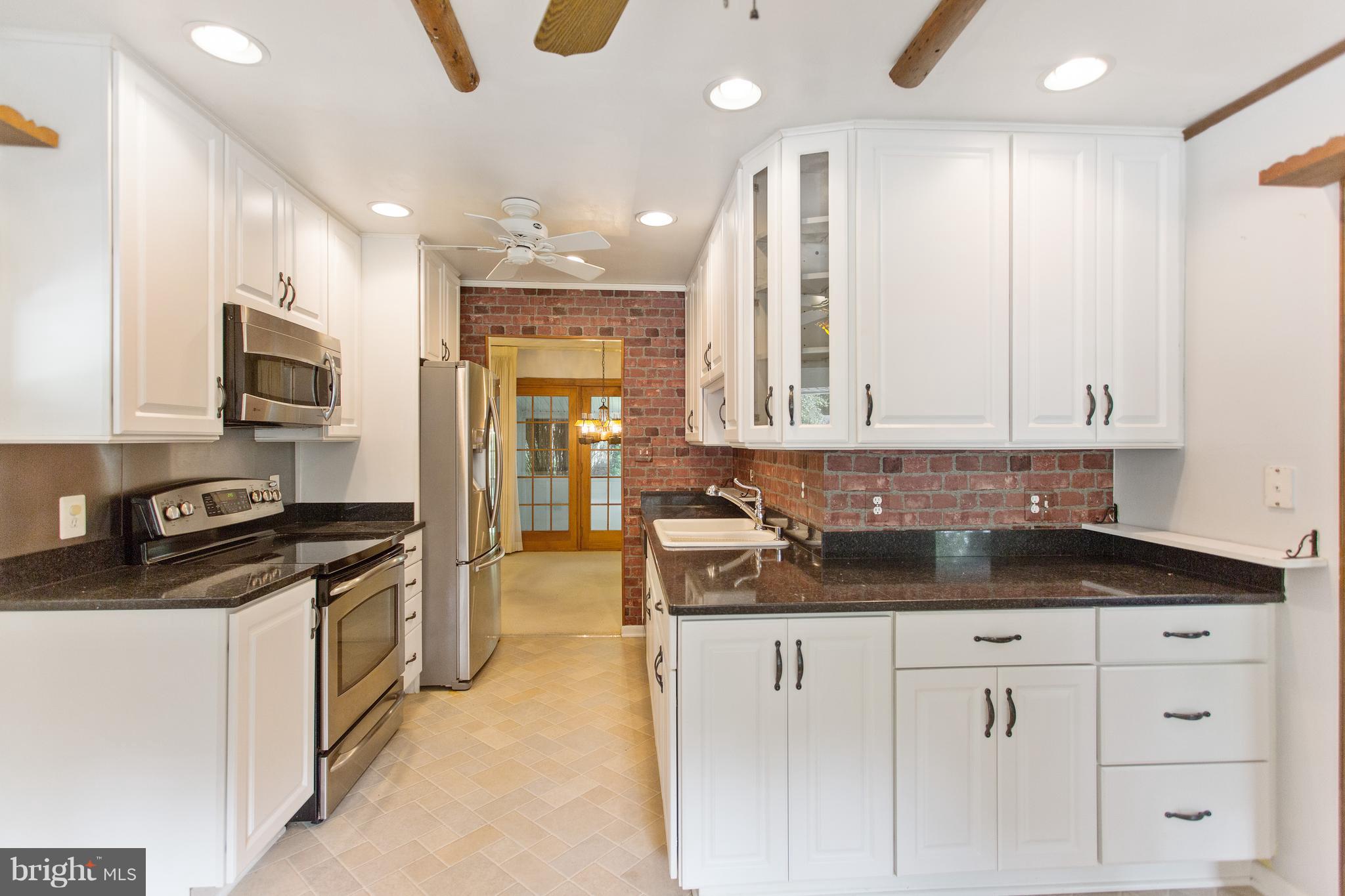 MCCAHILL ESTATES-PLAT 1> - Residential