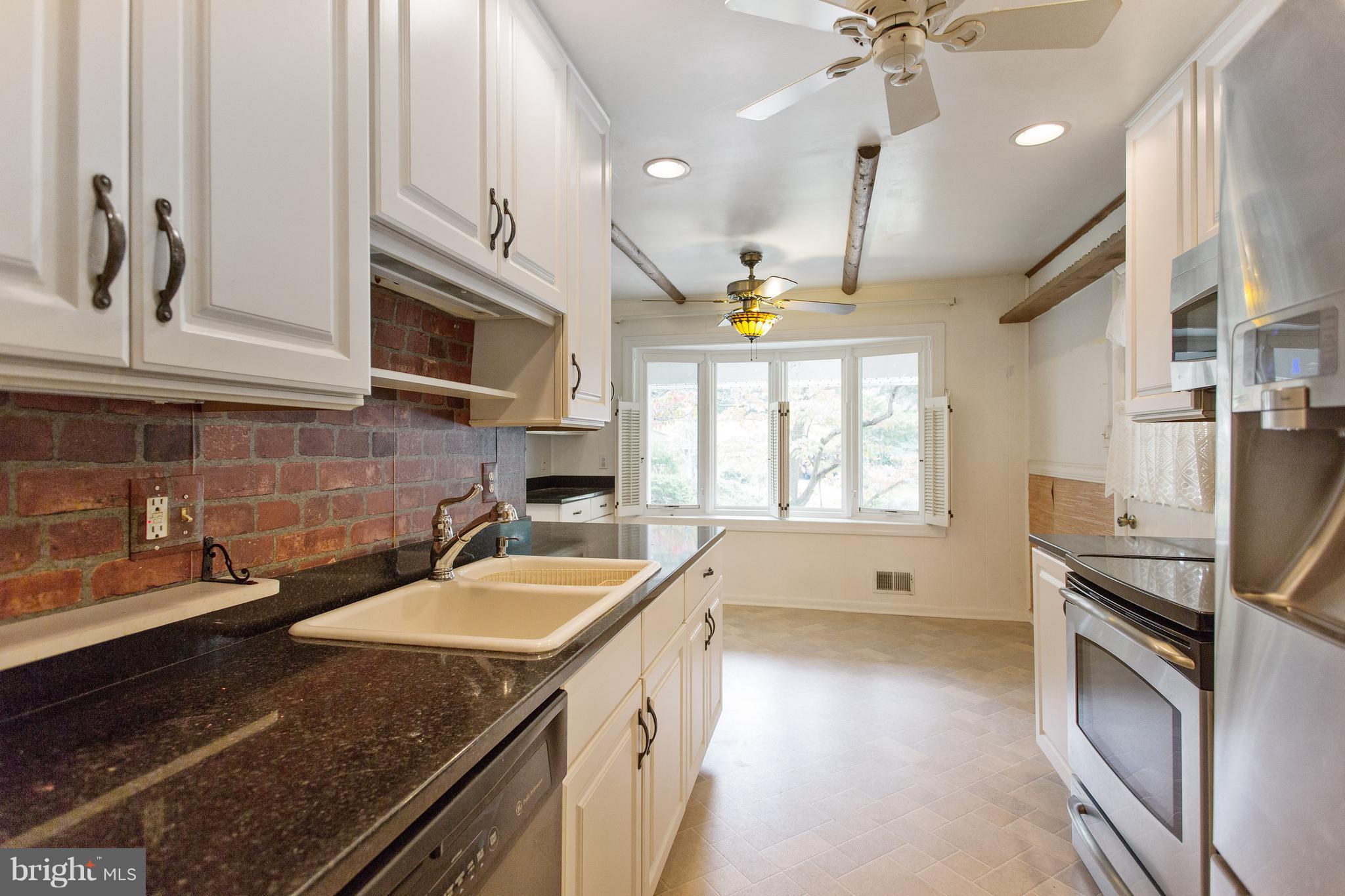 MCCAHILL ESTATES-PLAT 1> - Residential