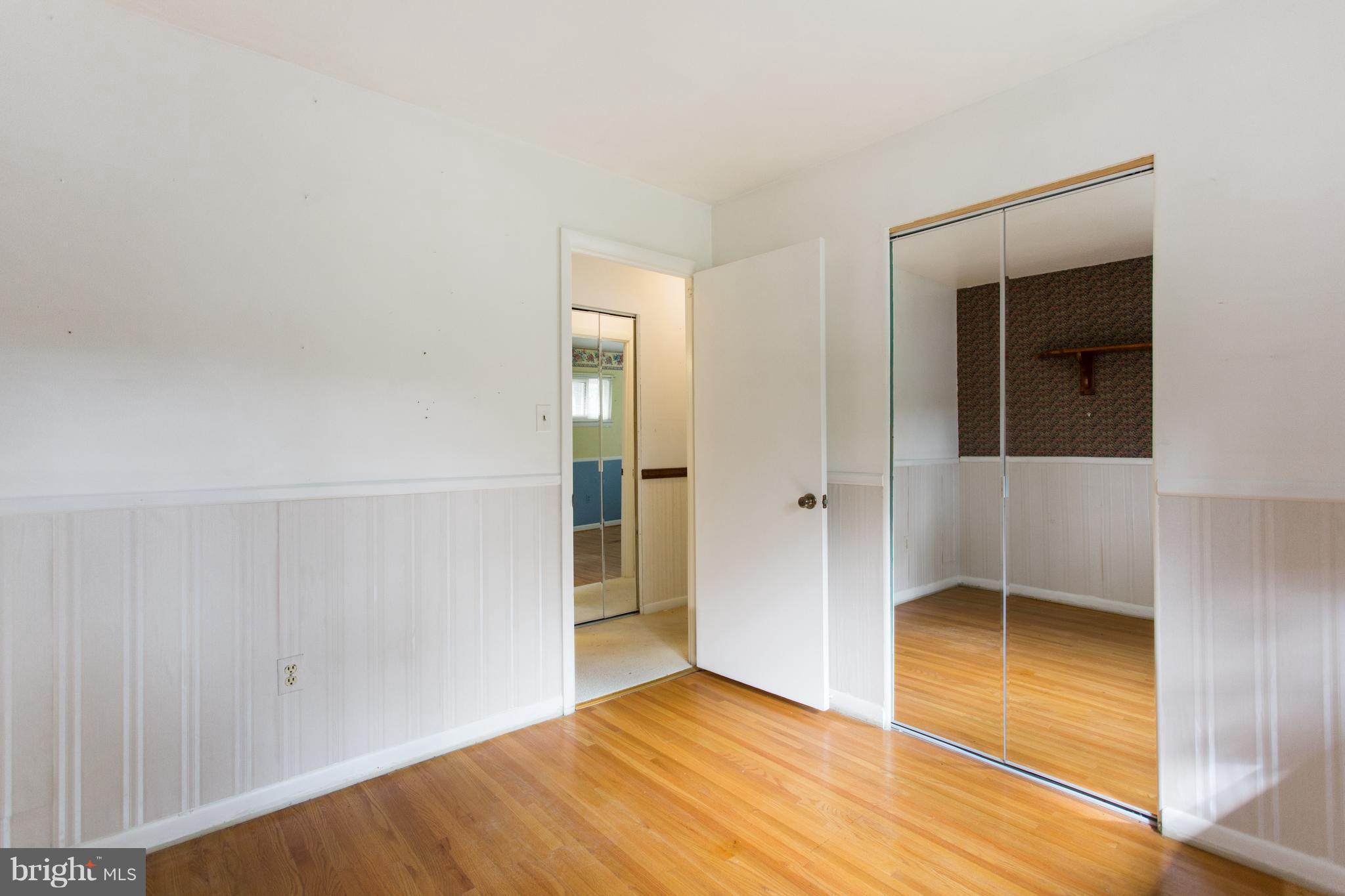 MCCAHILL ESTATES-PLAT 1> - Residential