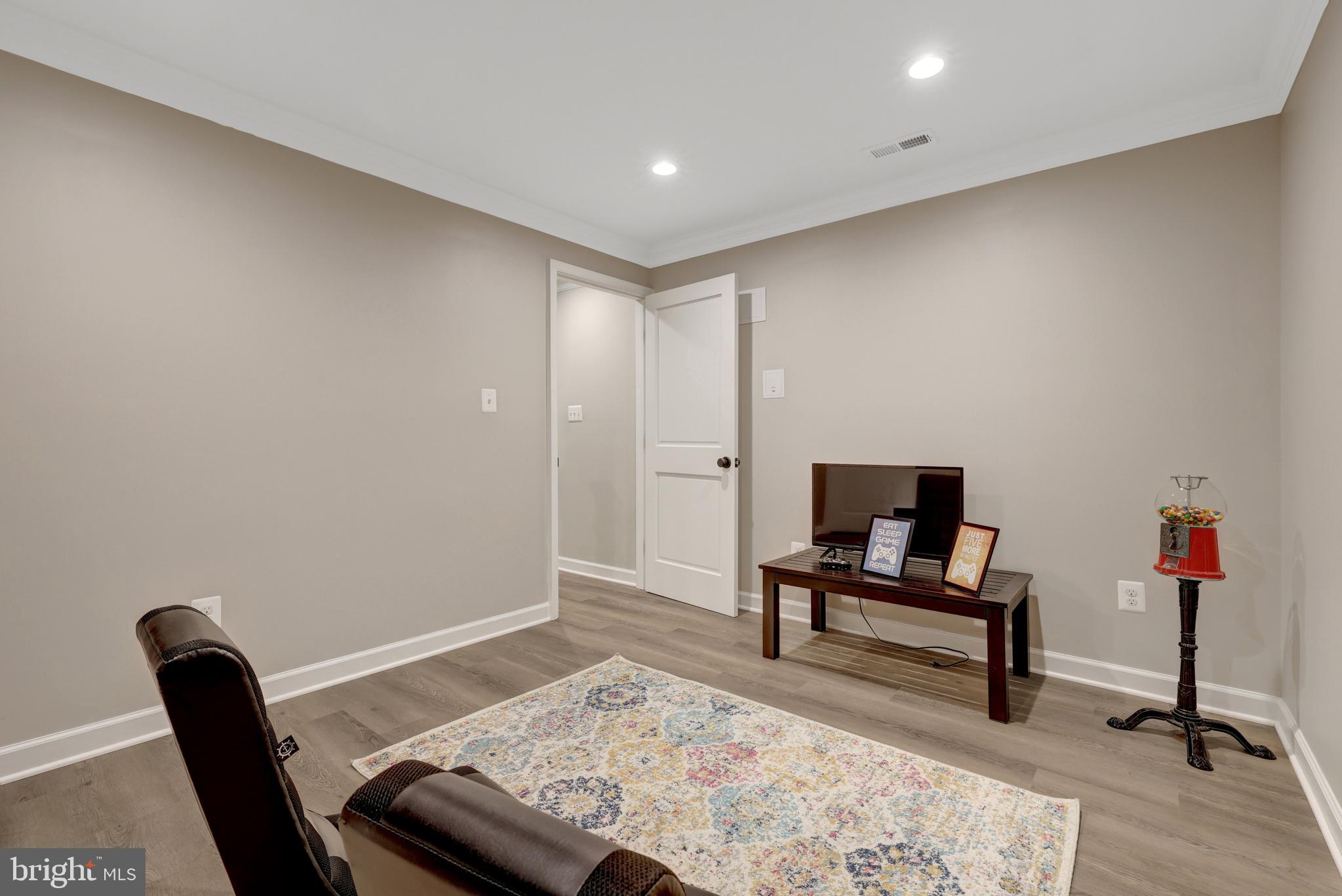 WINDOVER HEIGHTS - Residential