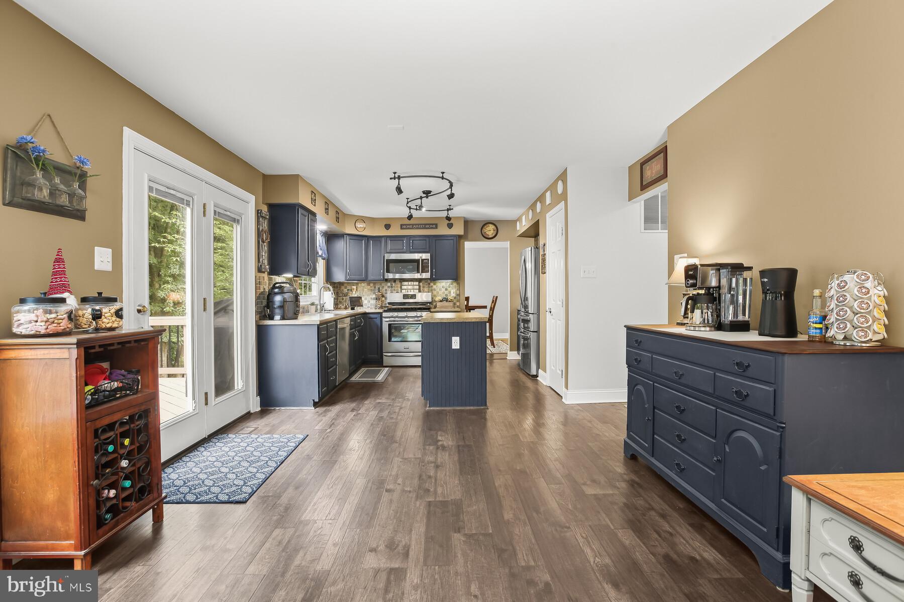 KINGS CHARTER - Residential