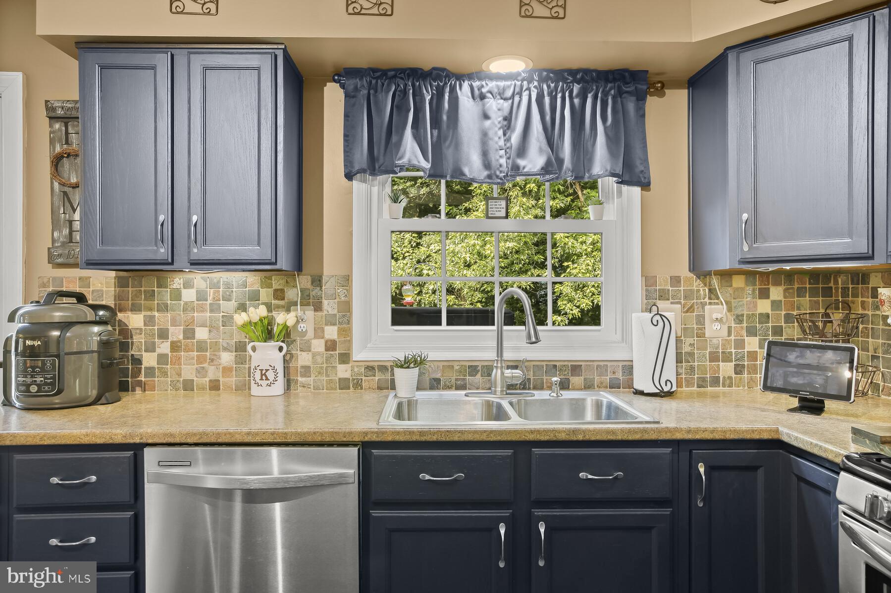 KINGS CHARTER - Residential