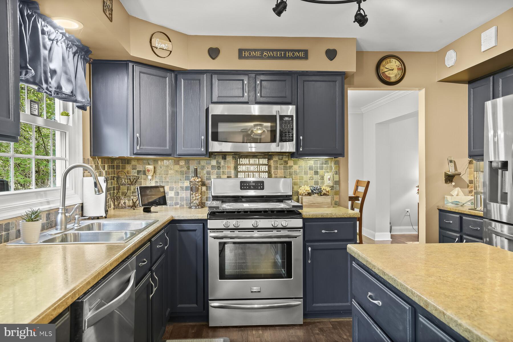 KINGS CHARTER - Residential