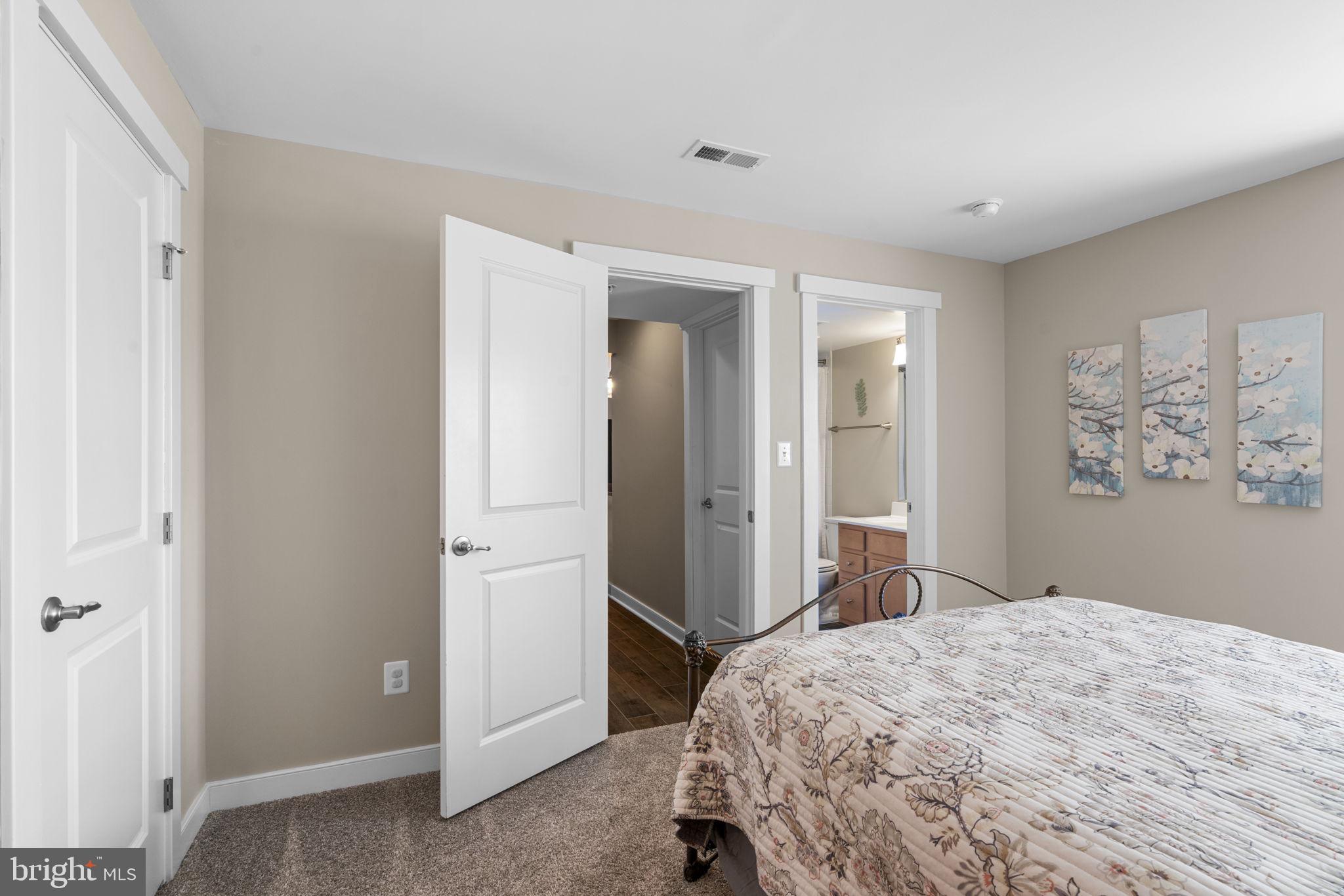 POTOMAC SHORES - Residential