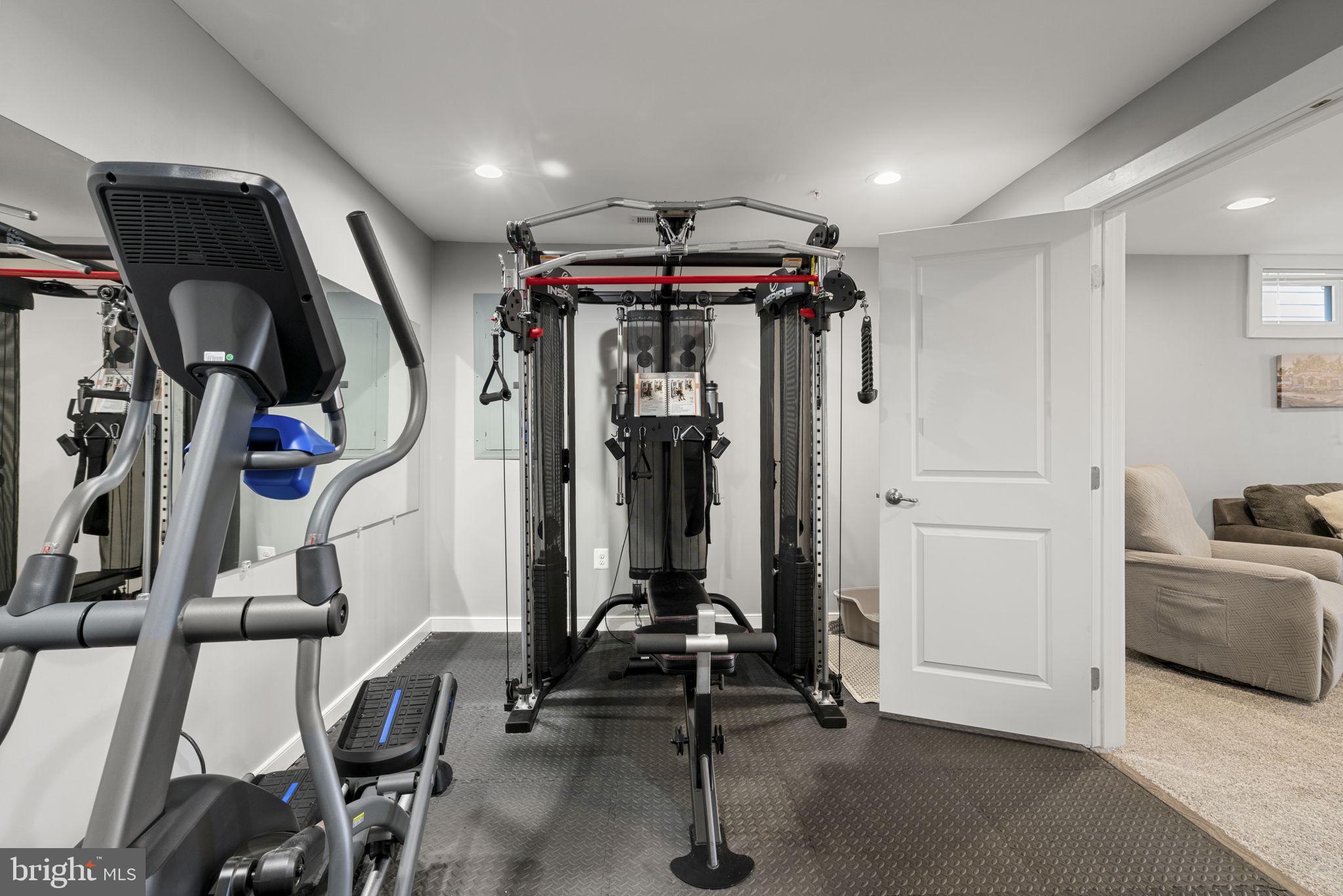 POTOMAC SHORES - Residential