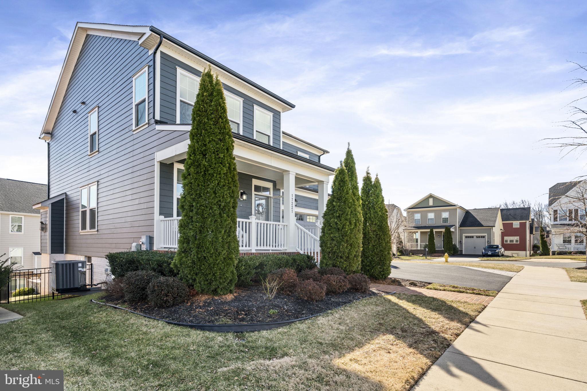 POTOMAC SHORES - Residential