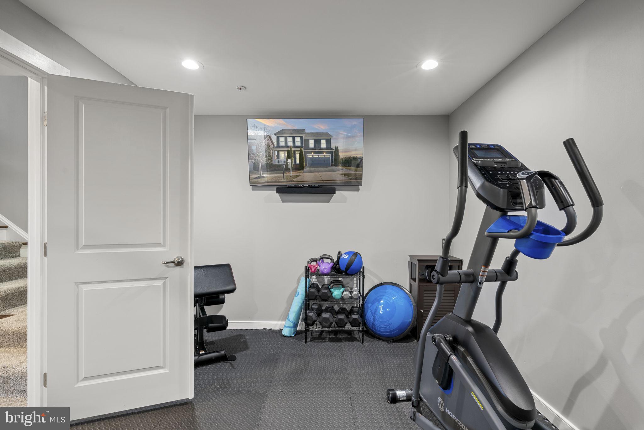 POTOMAC SHORES - Residential