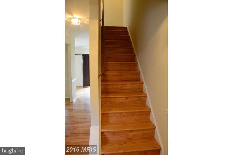 CASHELL MANOR - Residential Lease