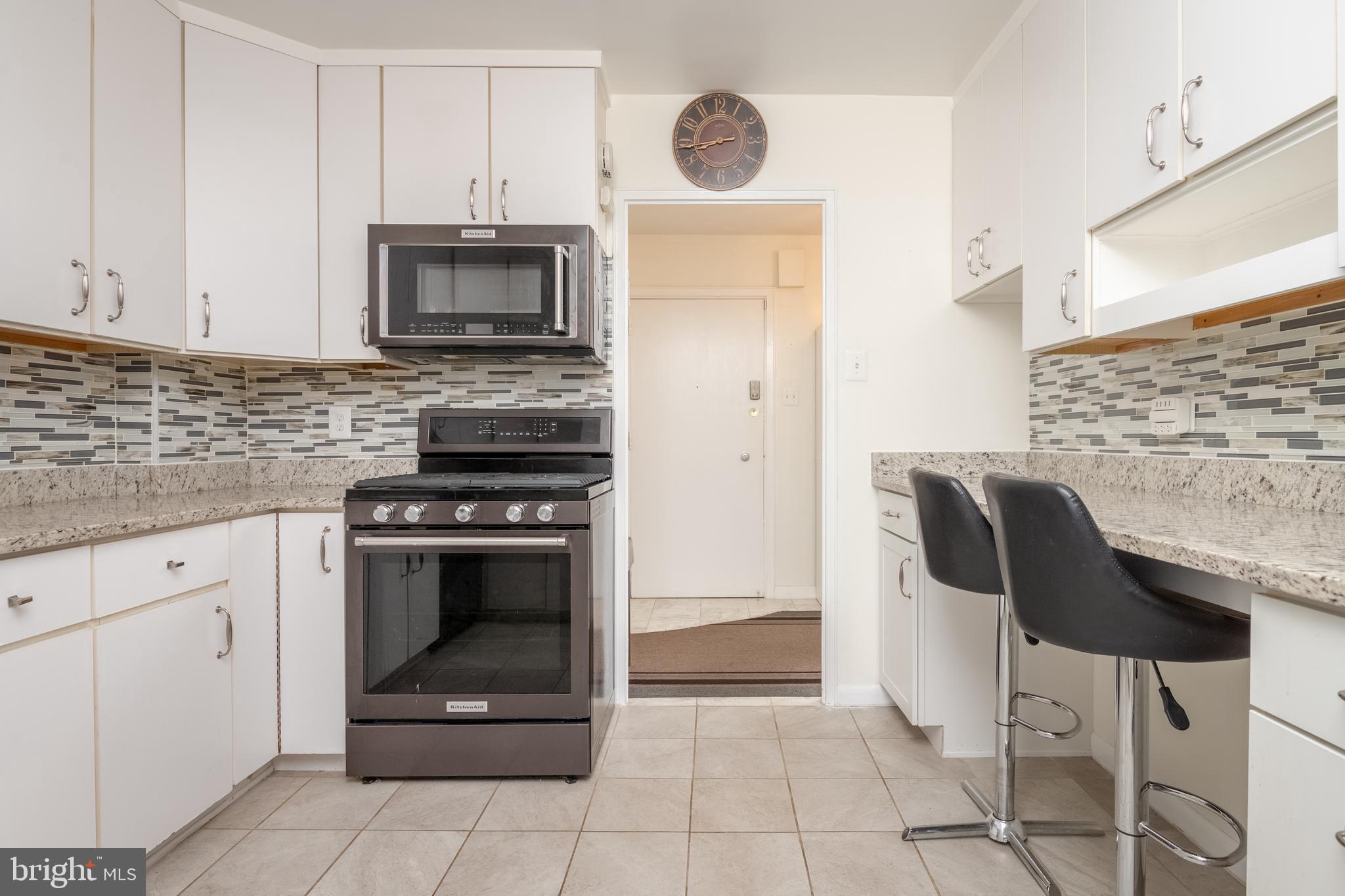 PARK TOWERS WEST - Residential