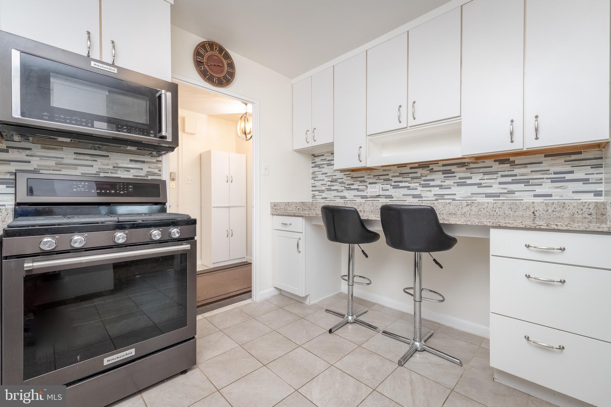 PARK TOWERS WEST - Residential