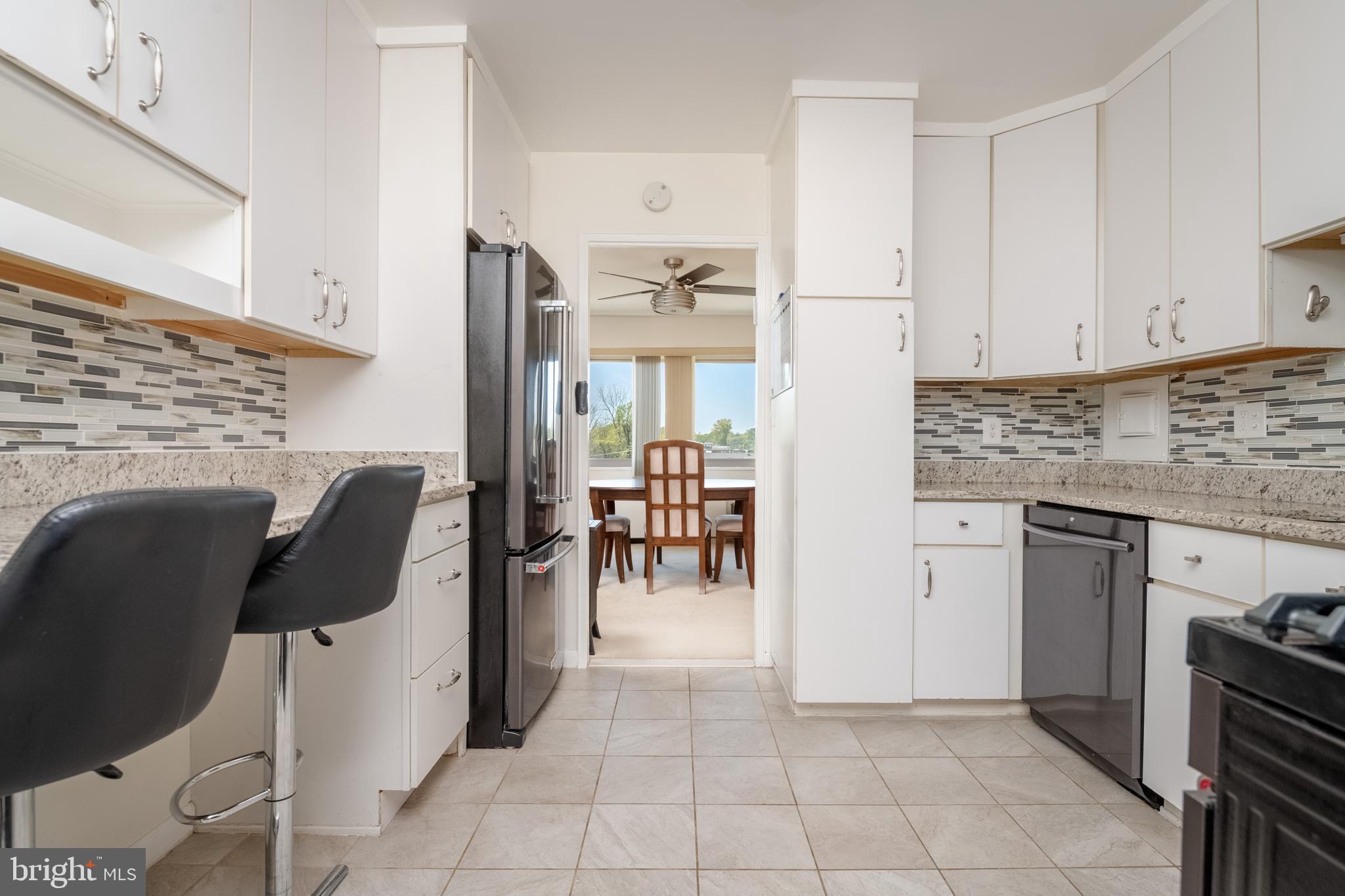 PARK TOWERS WEST - Residential