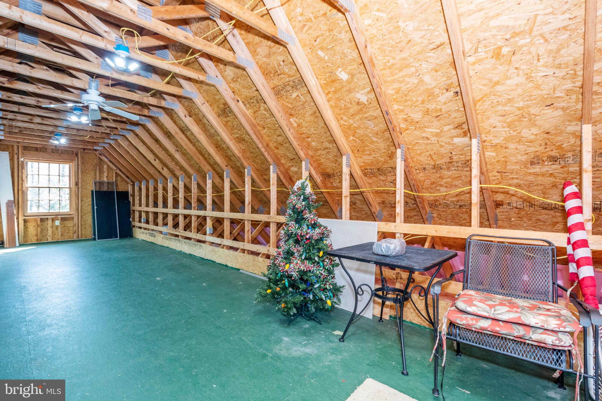 THE PINNACLE - Residential