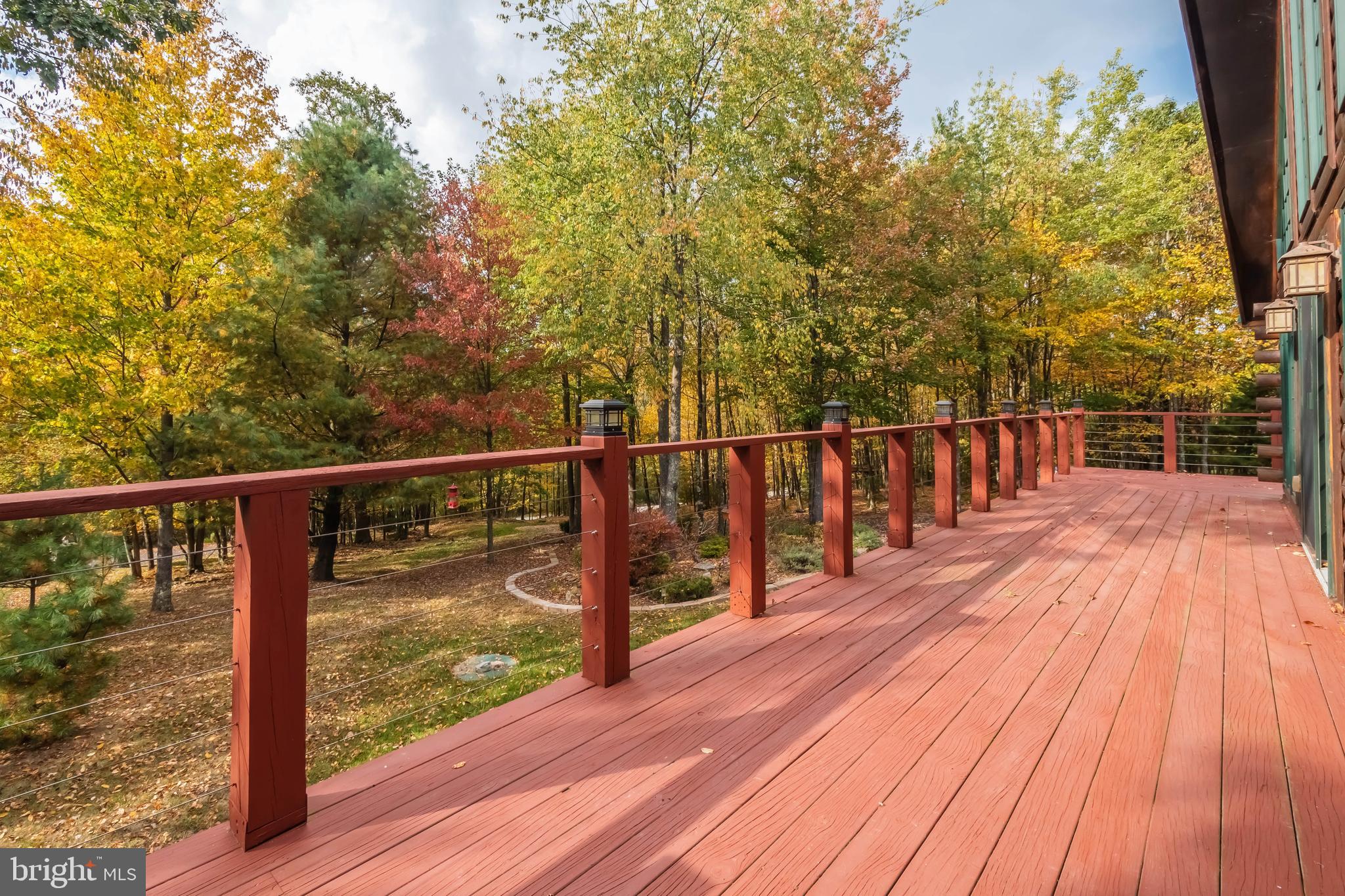 THE PINNACLE - Residential