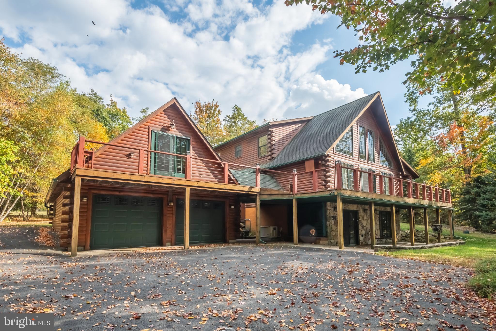 THE PINNACLE - Residential