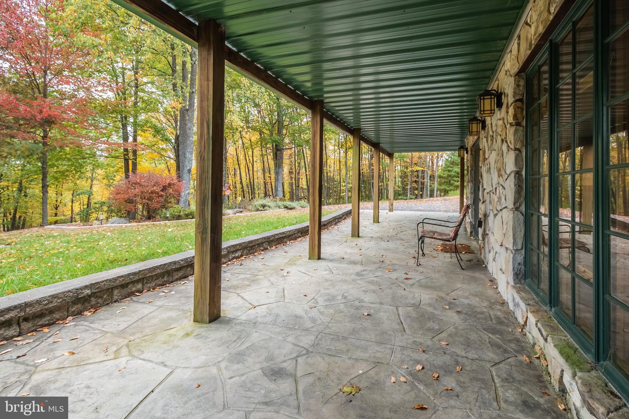 THE PINNACLE - Residential