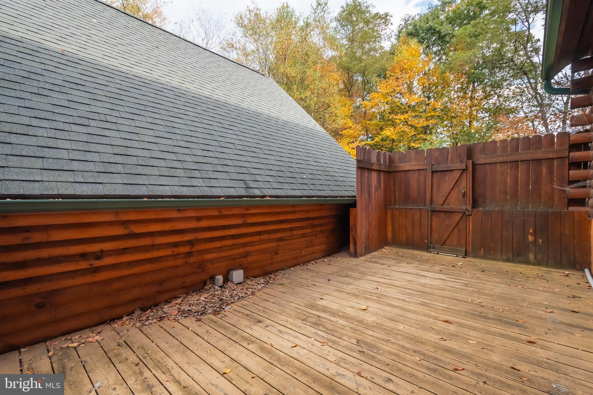 THE PINNACLE - Residential