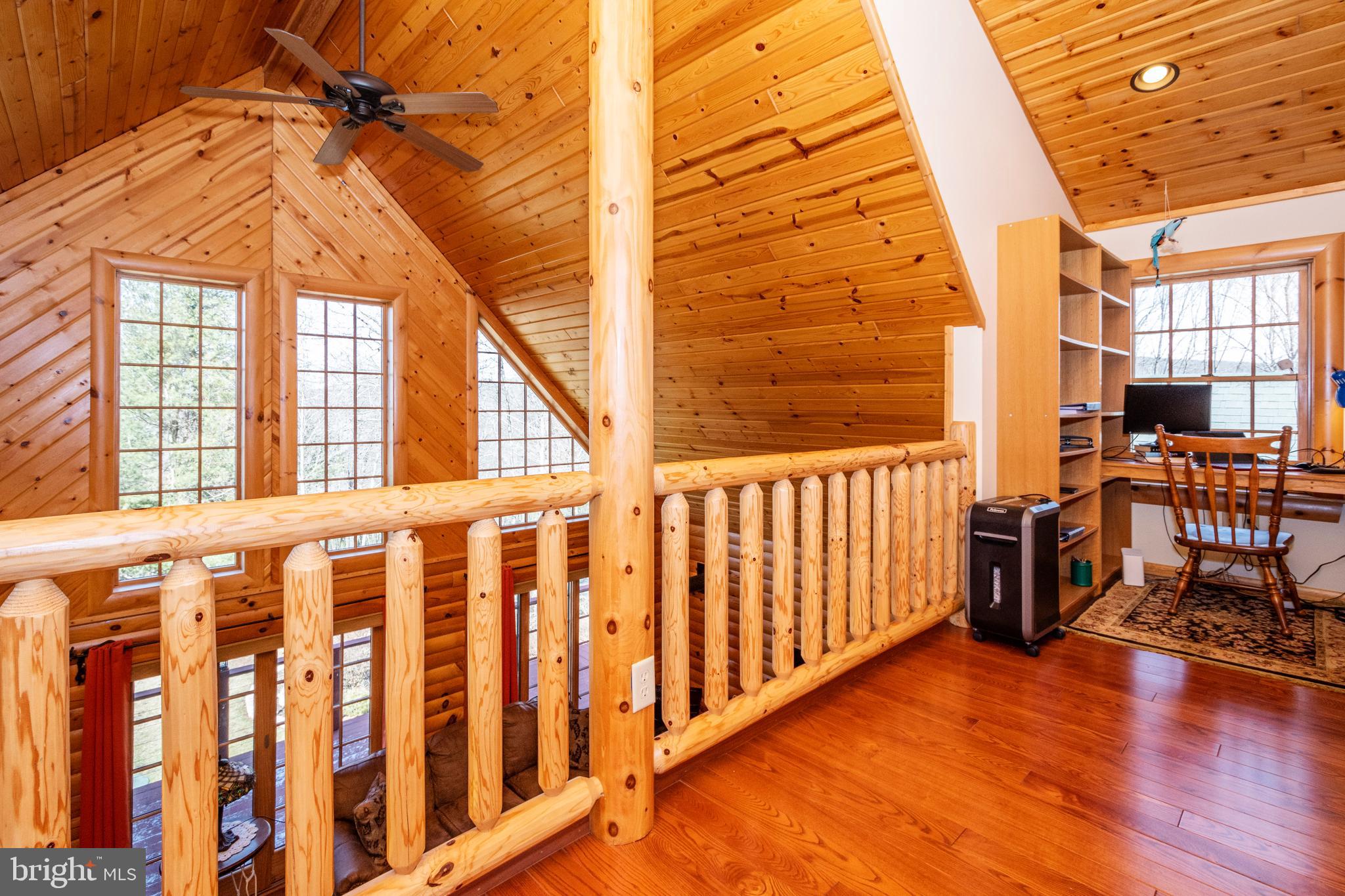 THE PINNACLE - Residential