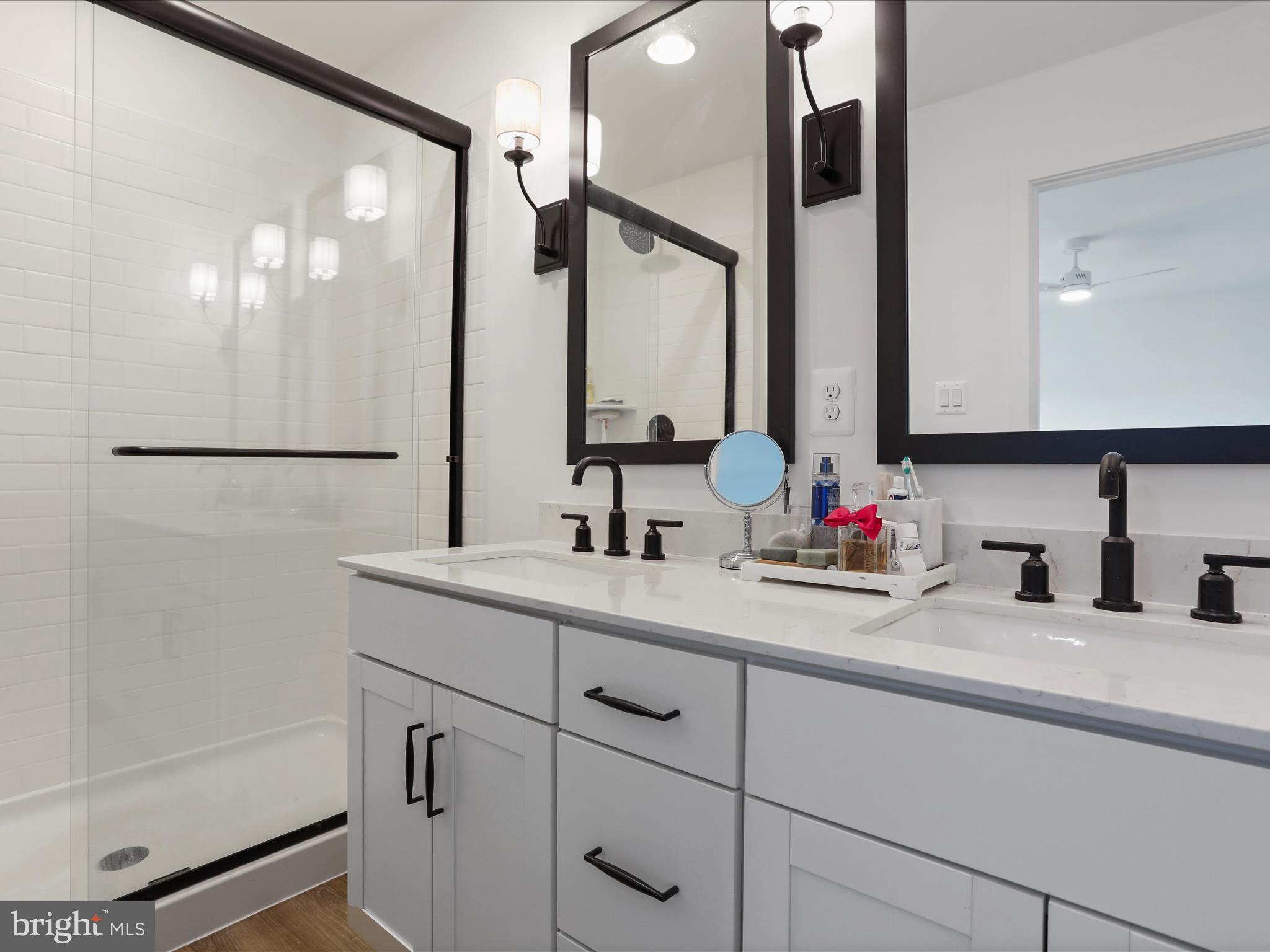 LIBERTY RUN - Residential