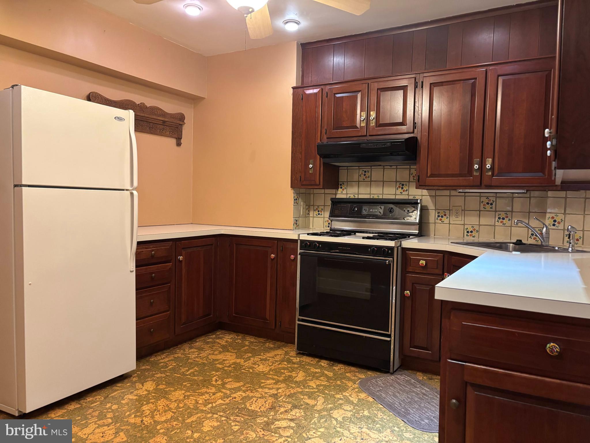 LANCASTER TWP - Residential Lease