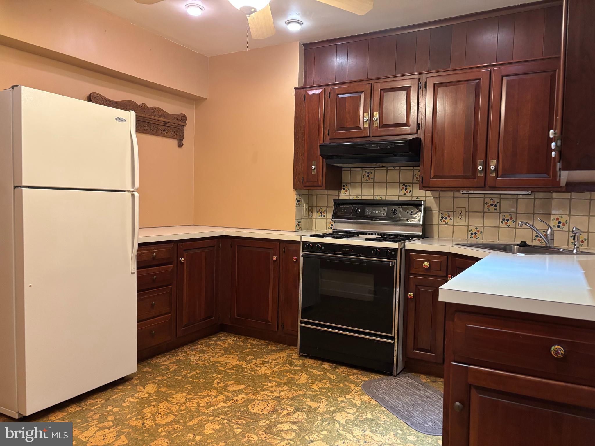 LANCASTER TWP - Residential Lease