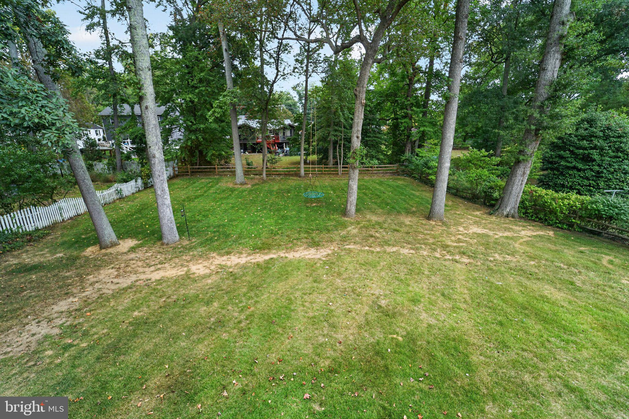 327 BEACH DRIVE