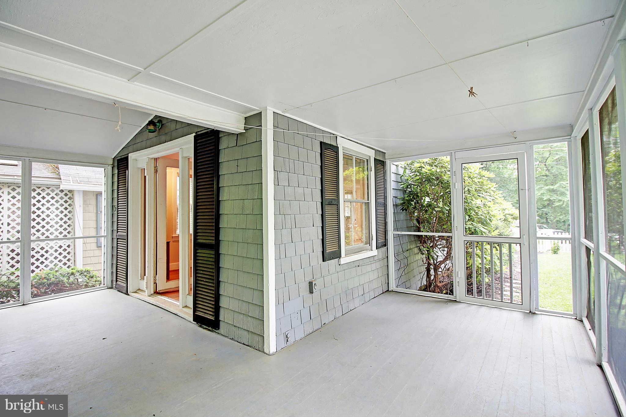 GLYNDON PARK - Residential