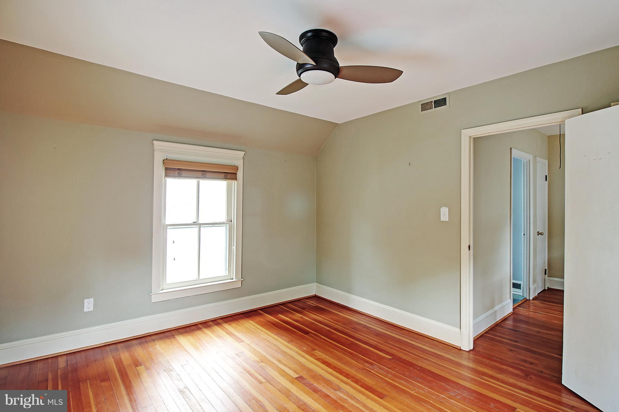 GLYNDON PARK - Residential