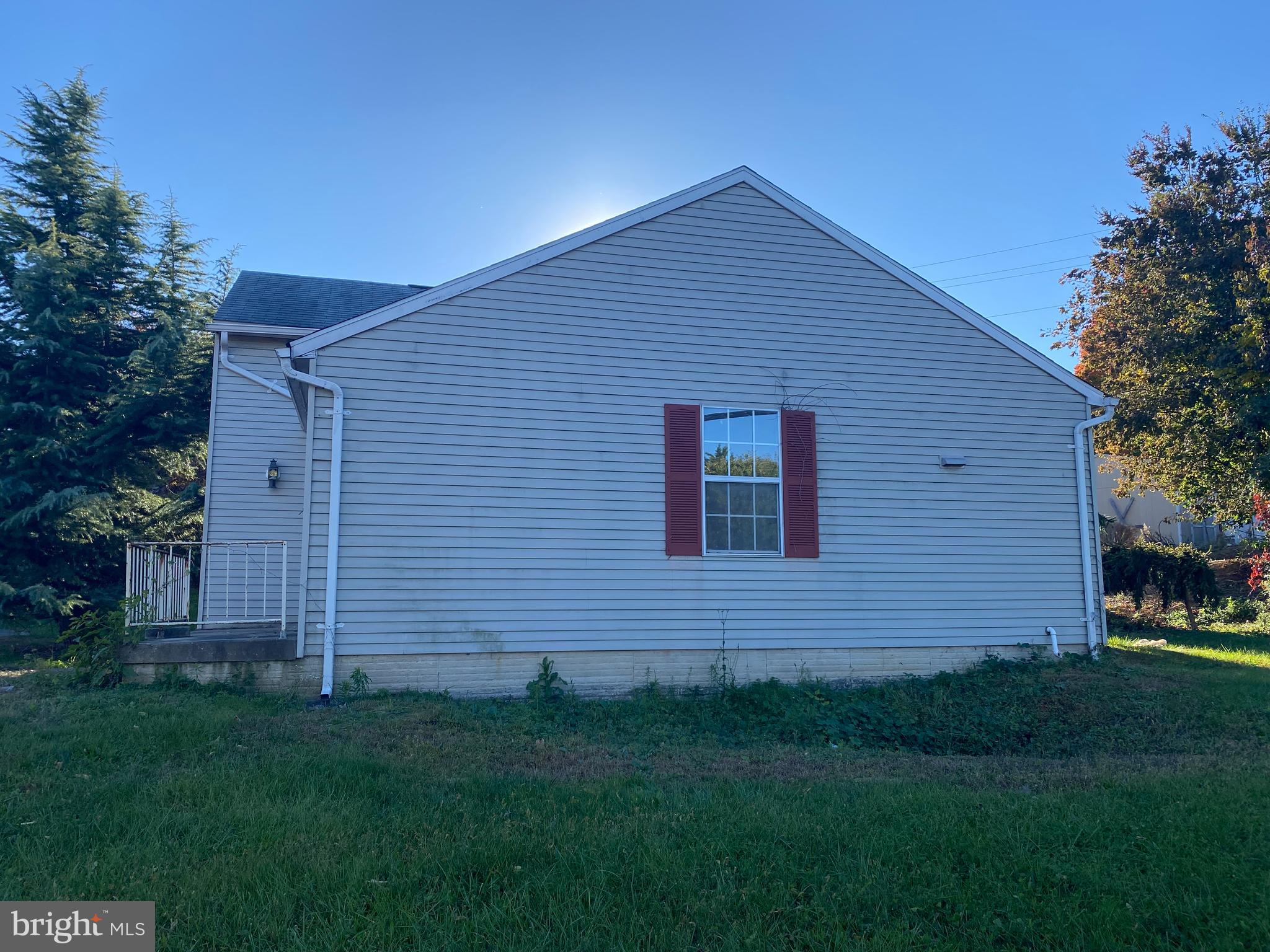 BERKLEY ESTATES - Residential