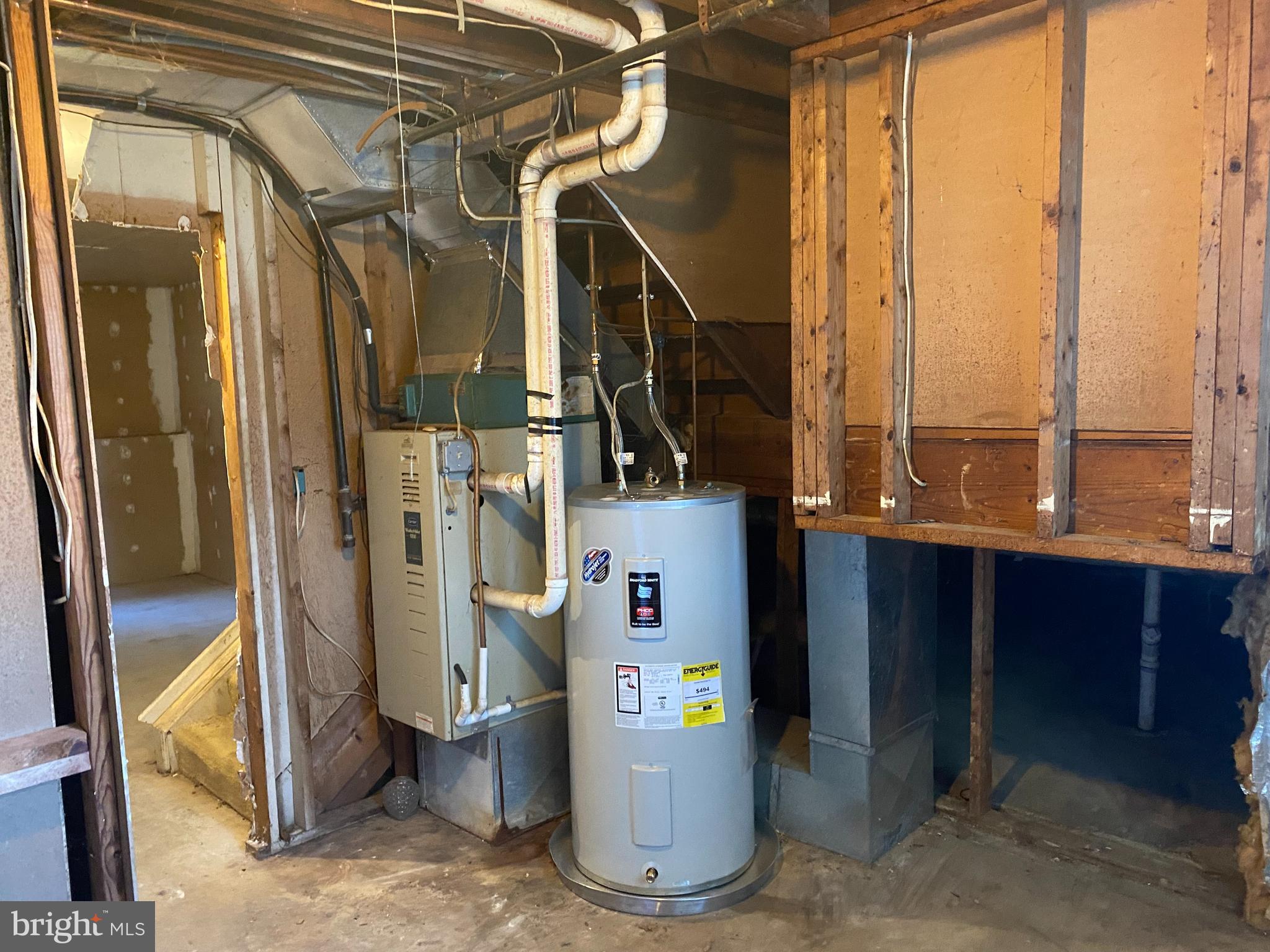 BERKLEY ESTATES - Residential