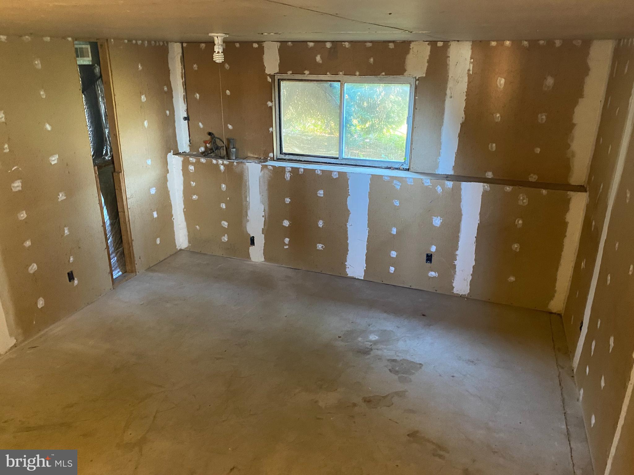 BERKLEY ESTATES - Residential