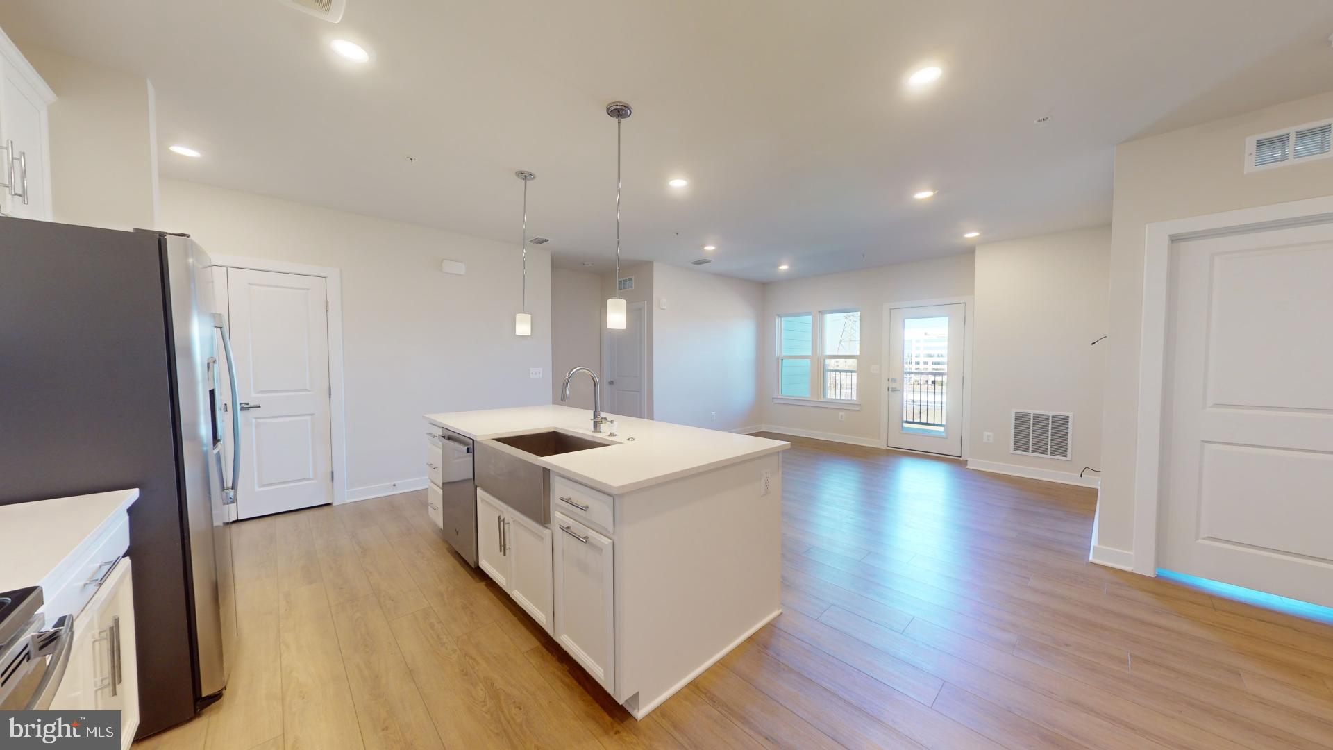 WOODLAND PARK - Residential Lease