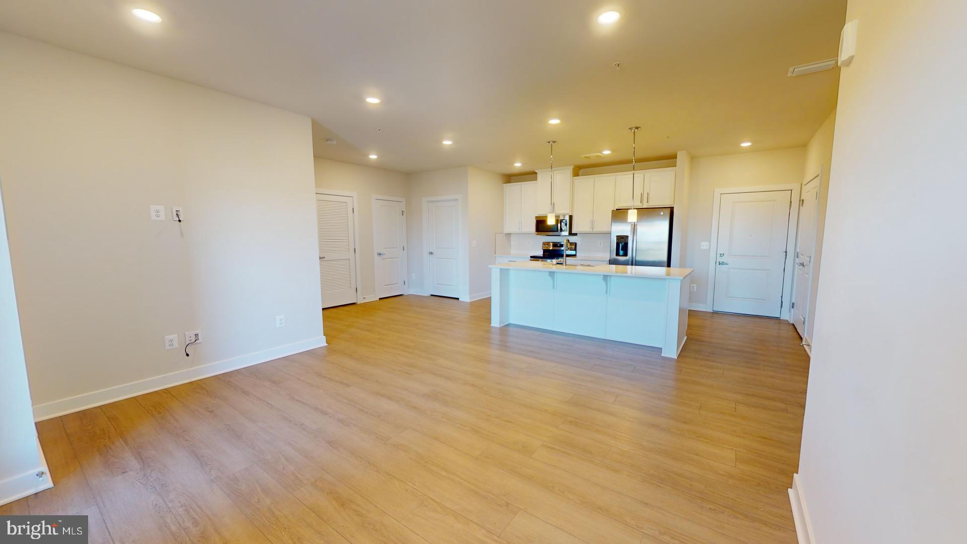 WOODLAND PARK - Residential Lease