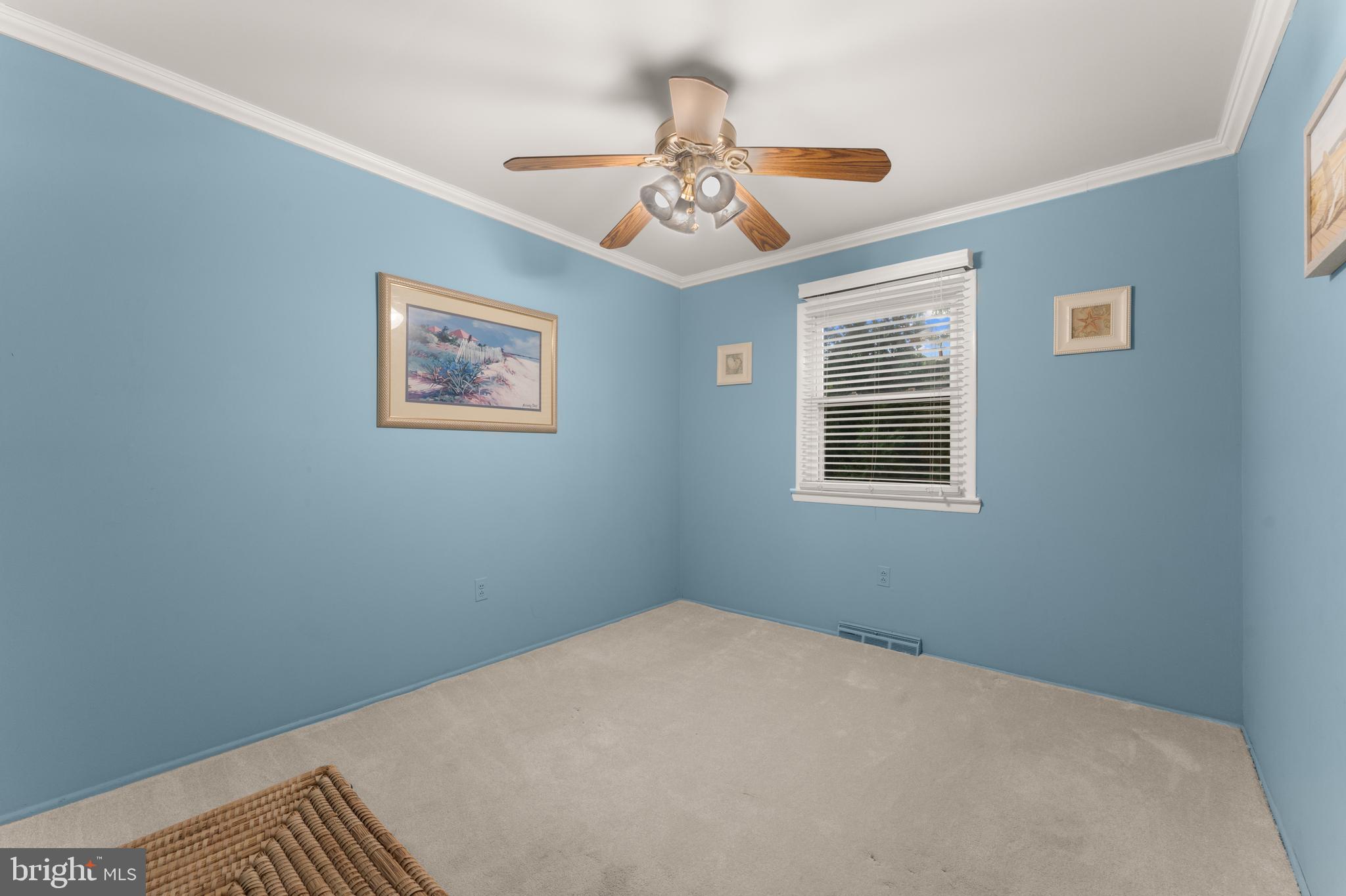 FOXHILLS - Residential